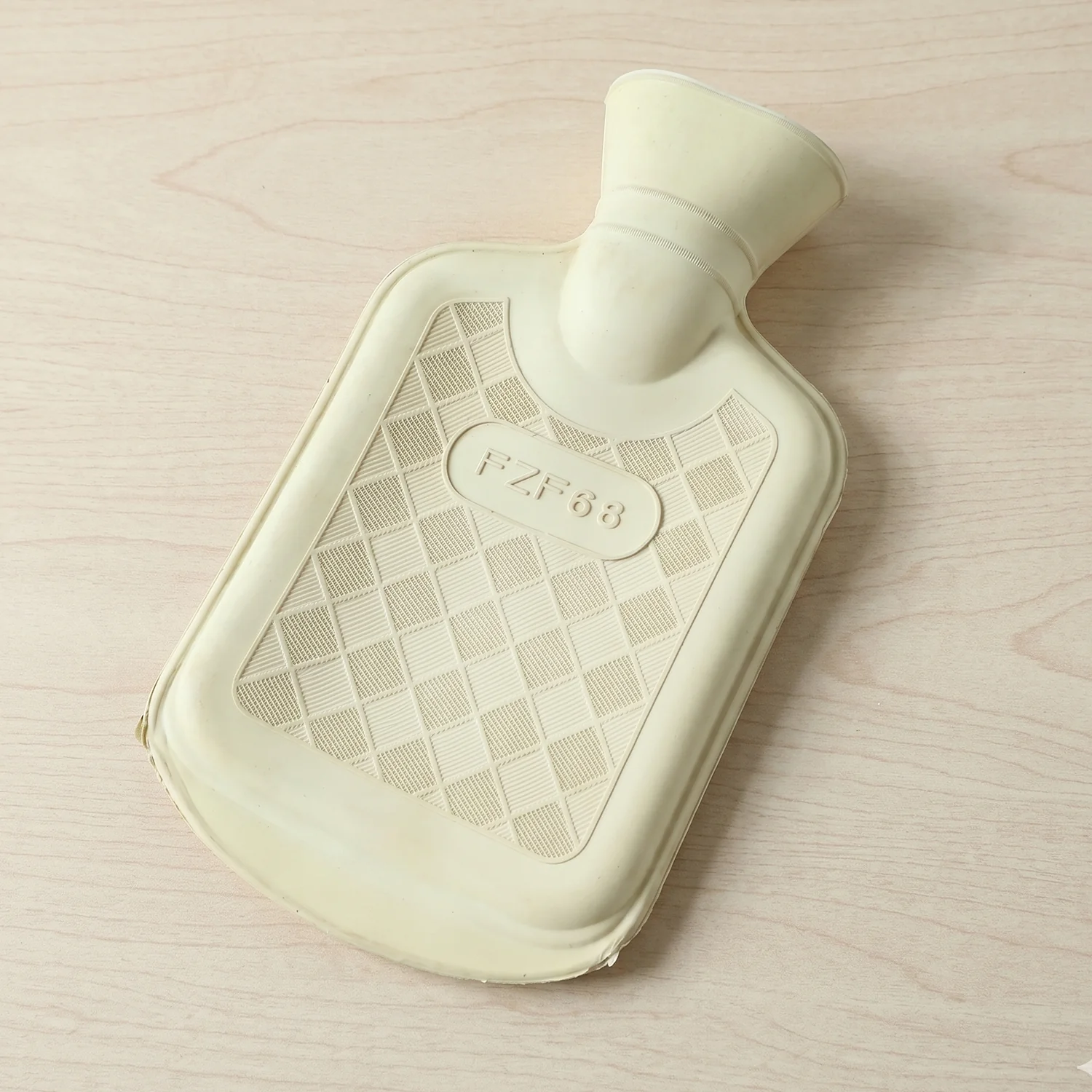 Durable Hot Water Bottle 19x11 Cm (1 Pc) - Image 7