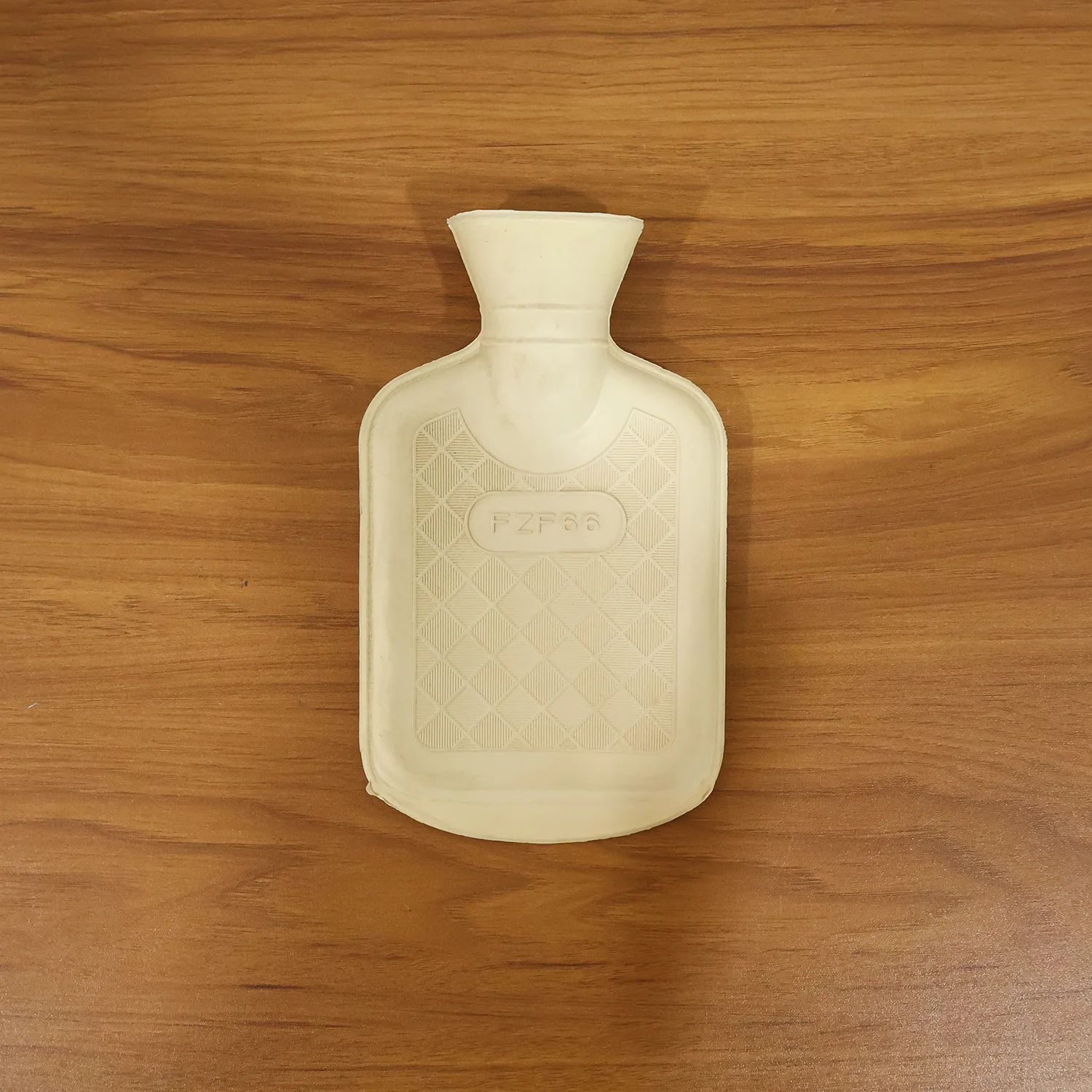 Durable Hot Water Bottle 19x11 Cm (1 Pc) - Image 8