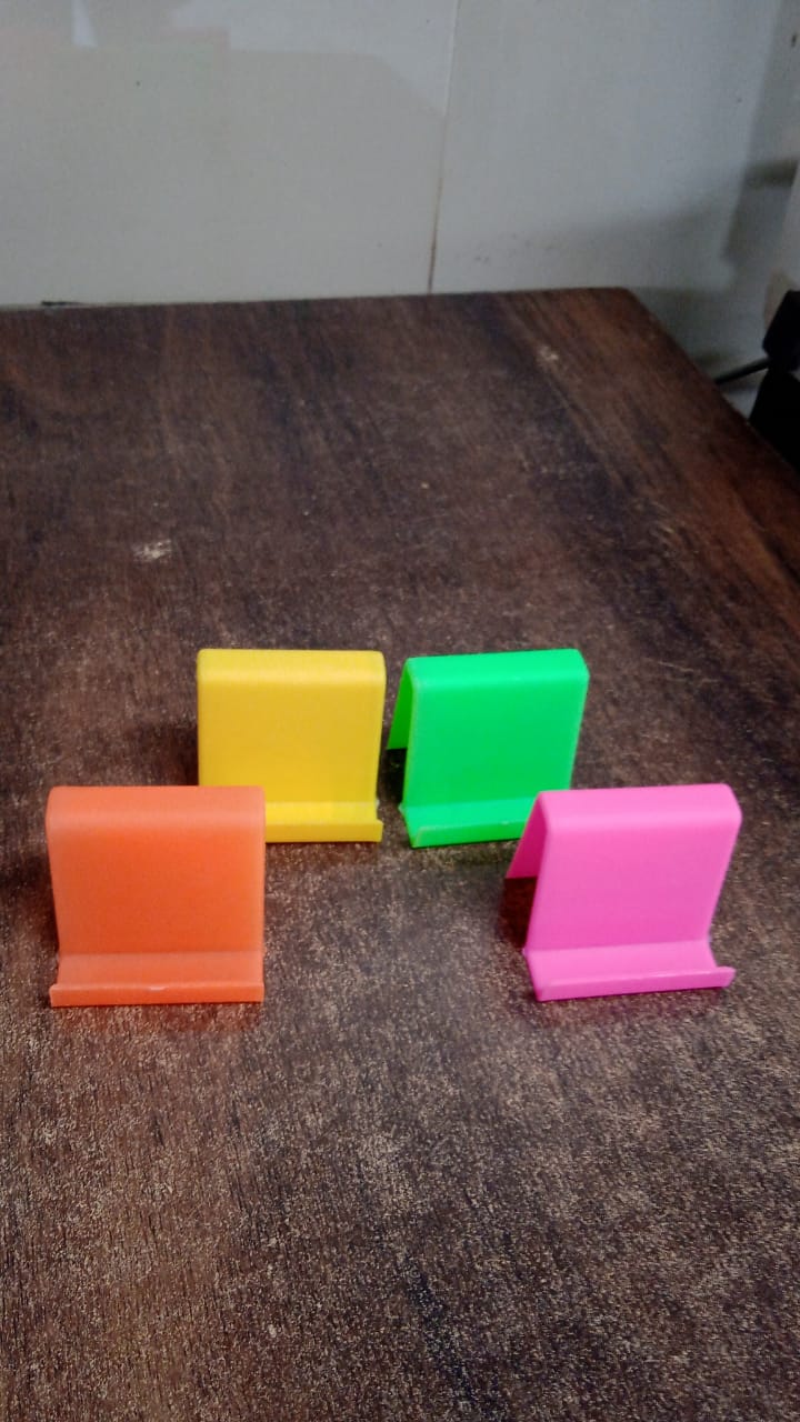 Durable Plastic Mobile Phone Stand with Angled Support (1 Pc / Mix Color) - Image 8