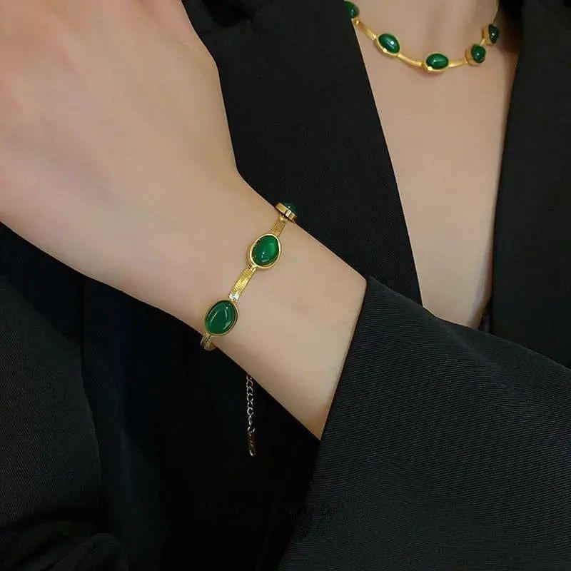 Green Crystal Pendant Earrings With Bracelet (3 Pcs Set) - Image 4