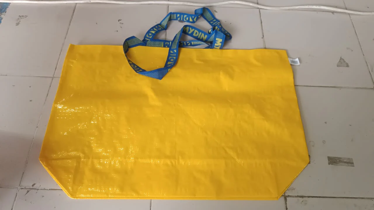 Plastic Eco-Friendly Large Shopping Tote Bag 62x44cm (Mixcolor & 1 Pc) - Image 7