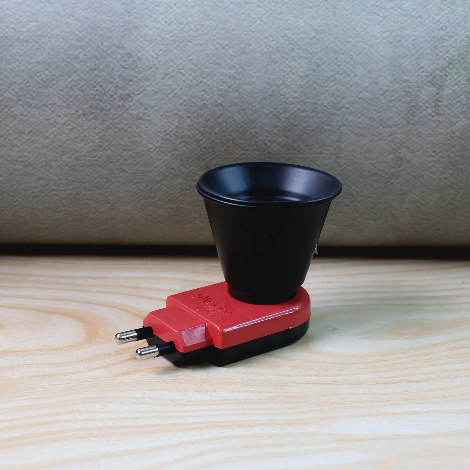 Electric Kapoor Dani Camphor Diffuser (1 Pc) - Image 3