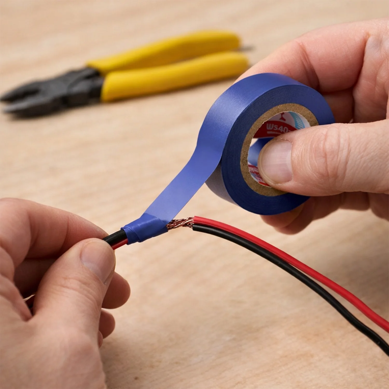 Electrical Insulation Tape Roll for Wire Protection (15×62 mm) - Image 4