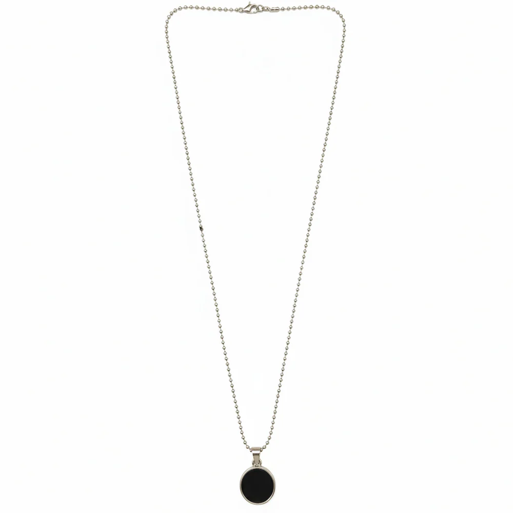 Elegant Black Round Shape Pendant Necklace - Image 4
