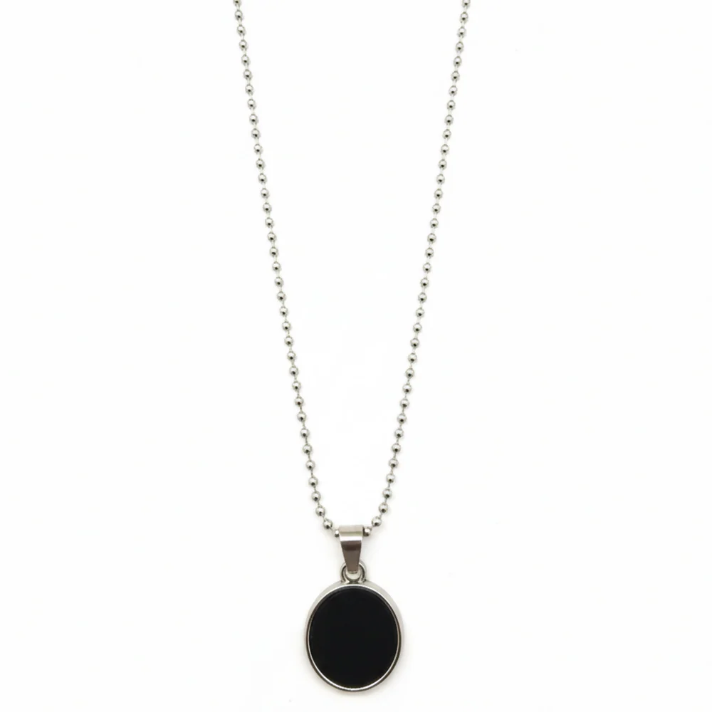 Elegant Black Round Shape Pendant Necklace - Image 5