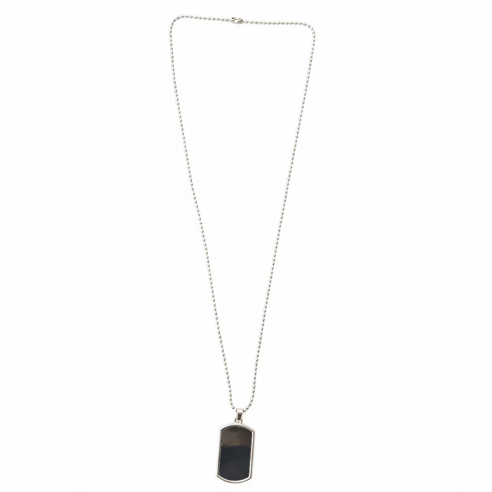 Elegant Black Shield Shape Pendant Necklace - Image 3
