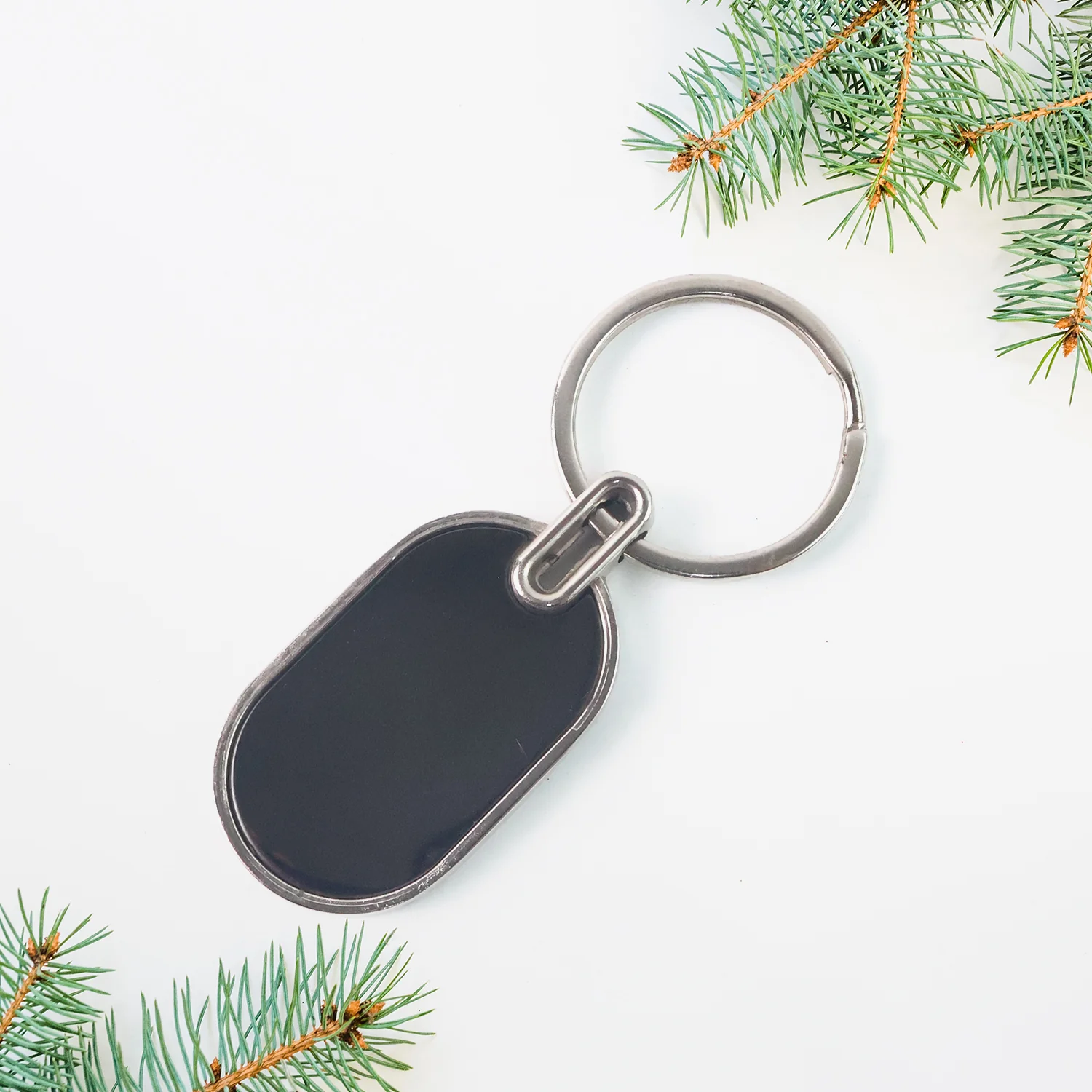 Elegant Black & Silver Oval Metal Keychain (1 Pc) - Image 6