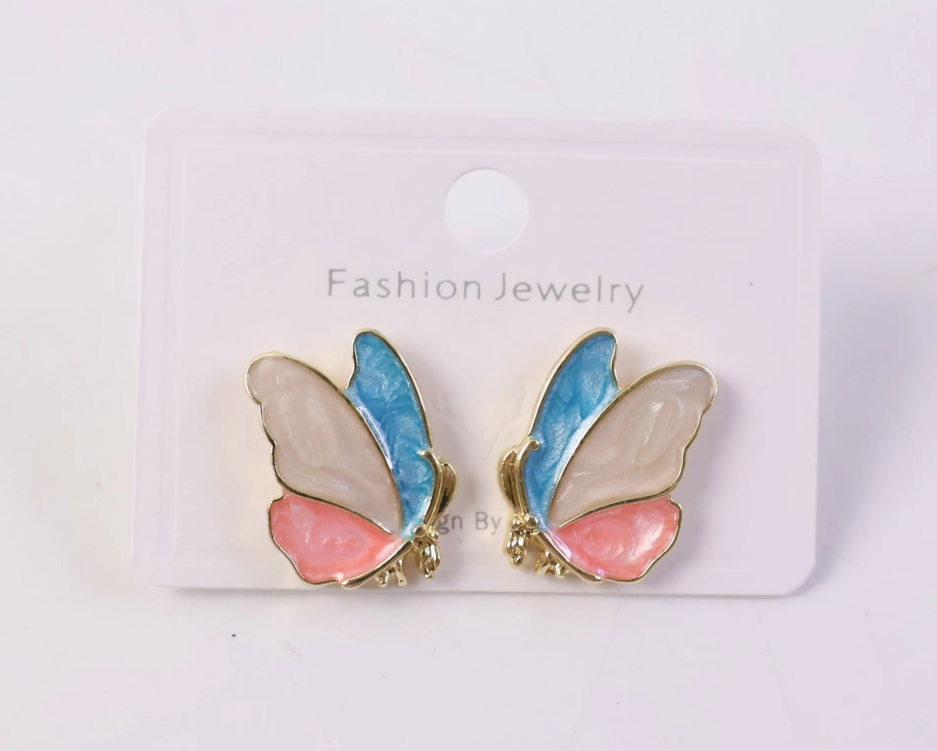 Elegant Butterfly Design Stud Earrings for Women and Girls Stylish Wear - Image 5