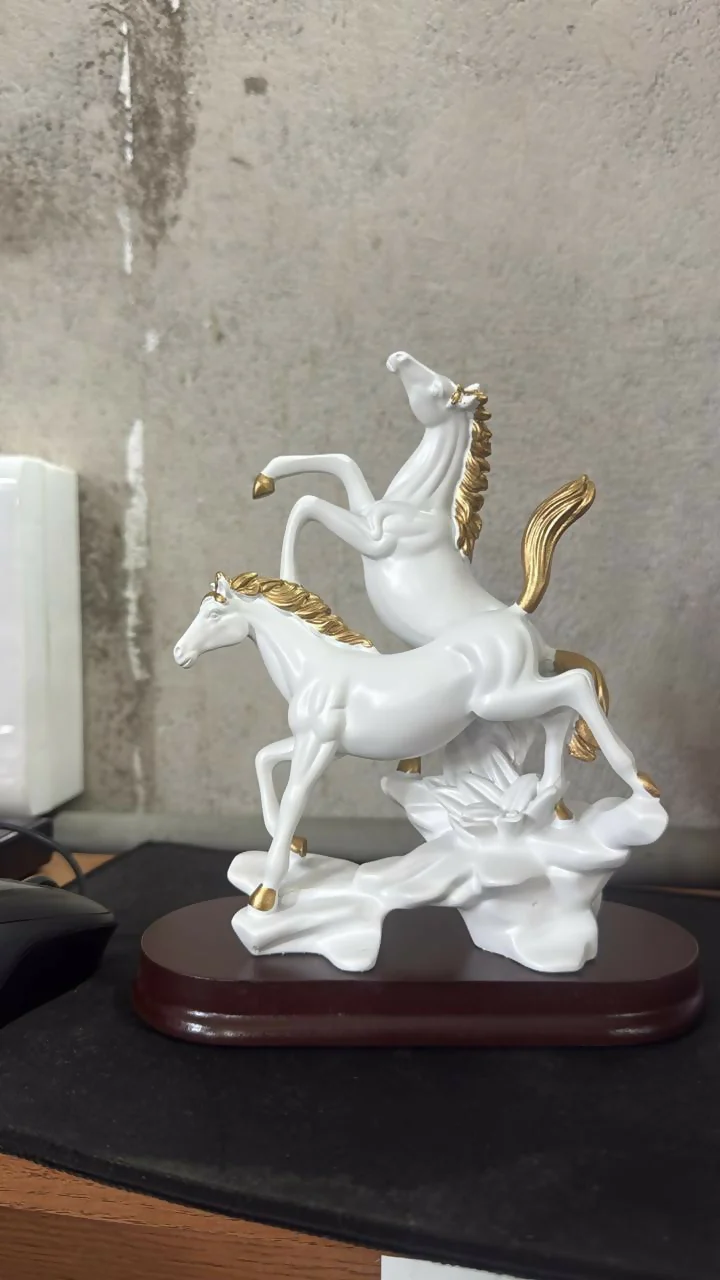 Elegant Double Horse Decorative Showpiece Statue for Home & Office - Image 5