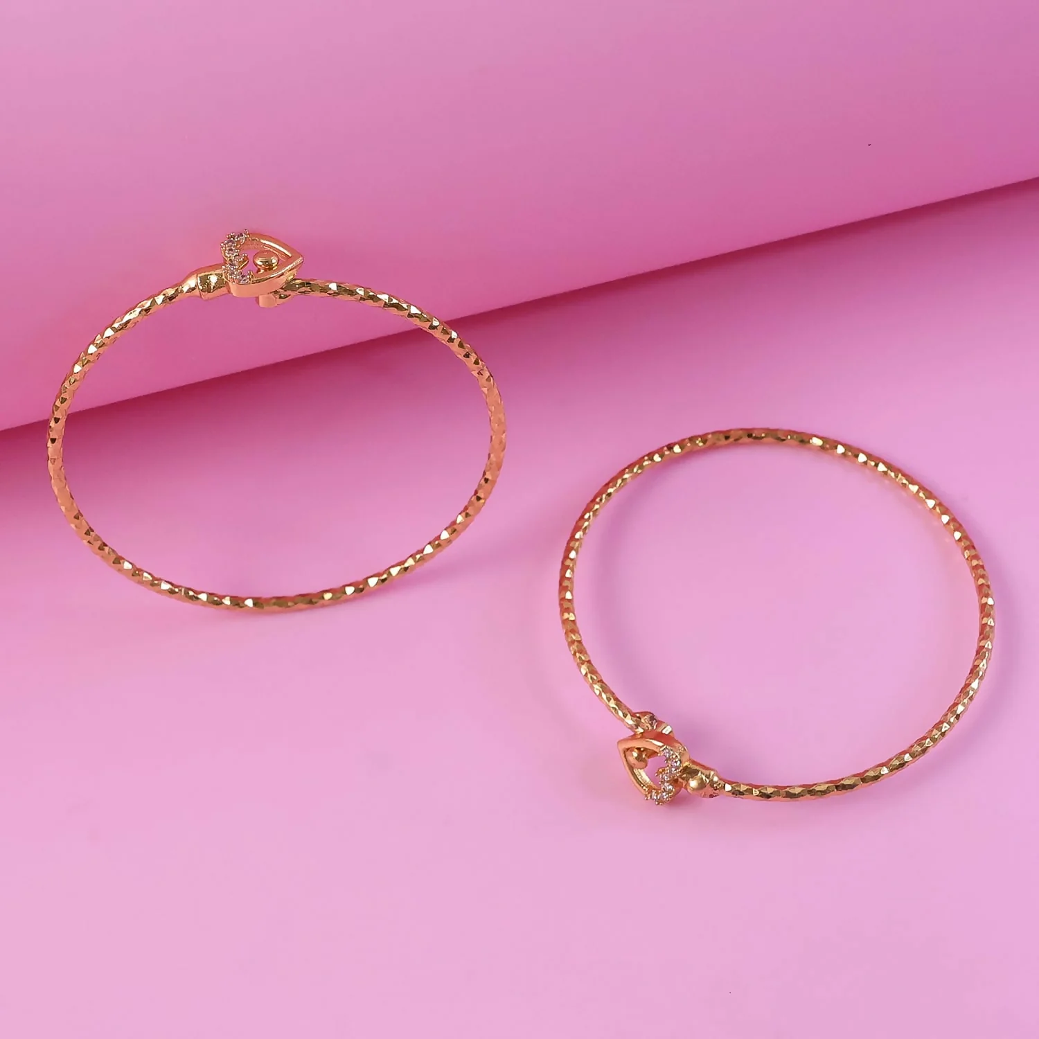 Elegant Gold Heart Lock Bangles for Women - Image 4