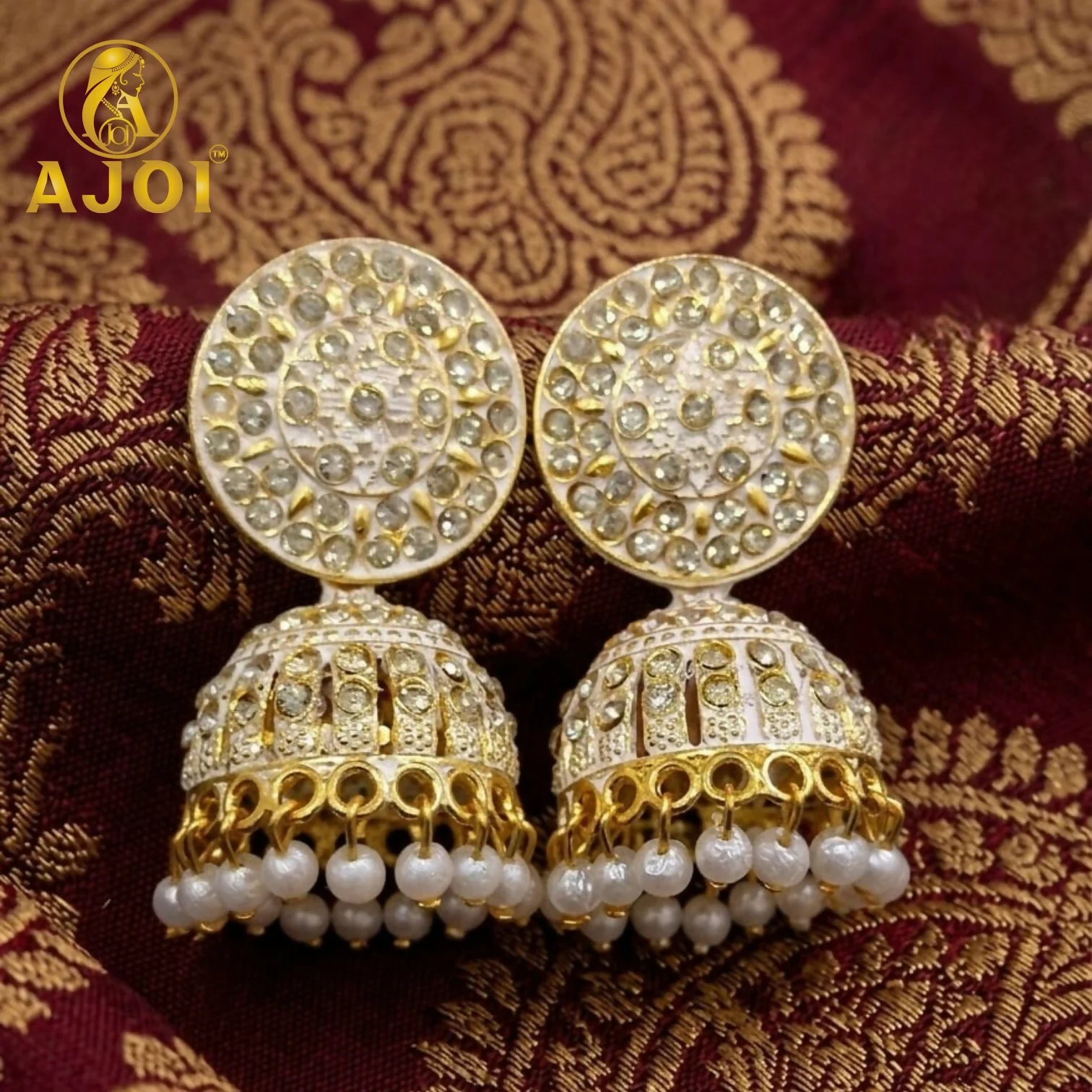 Elegant Gold Plated Kundan Jhumka Earrings with Pearl Drop Design - Image 3