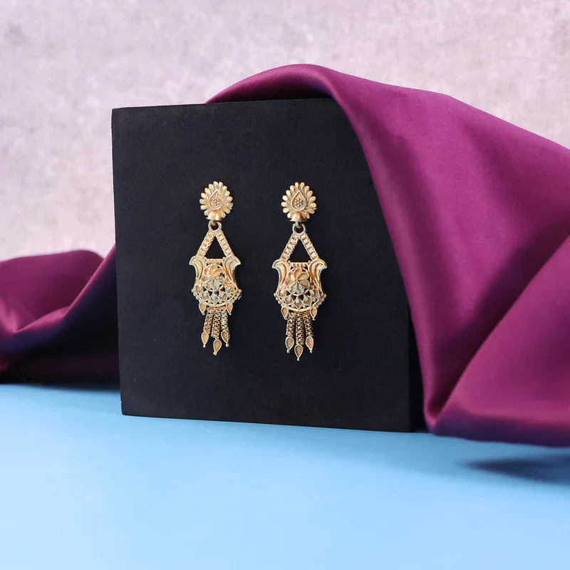 Elegant Gold-Plated Mangalsutra Necklace Set with Traditional Intricate Detailing - Image 2