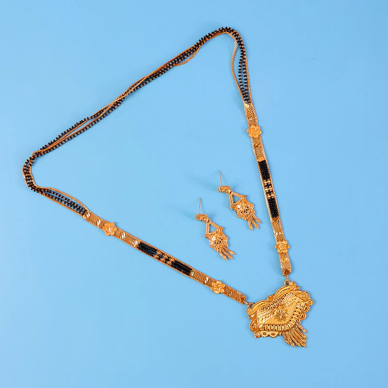 Elegant Gold-Plated Mangalsutra Necklace Set with Traditional Intricate Detailing - Image 4