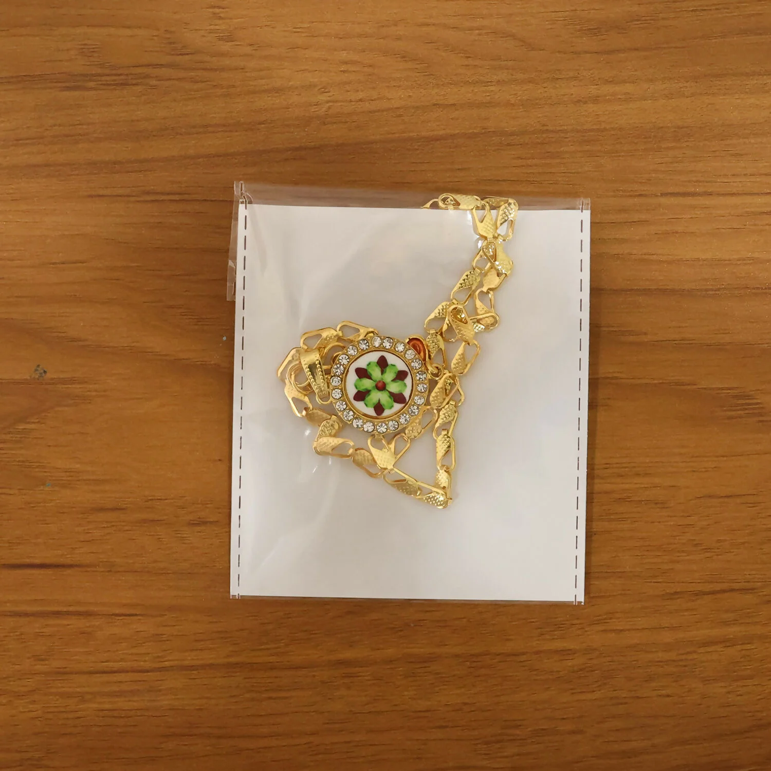 Elegant Gold Plated Pendant Necklace with Floral Design - Image 6