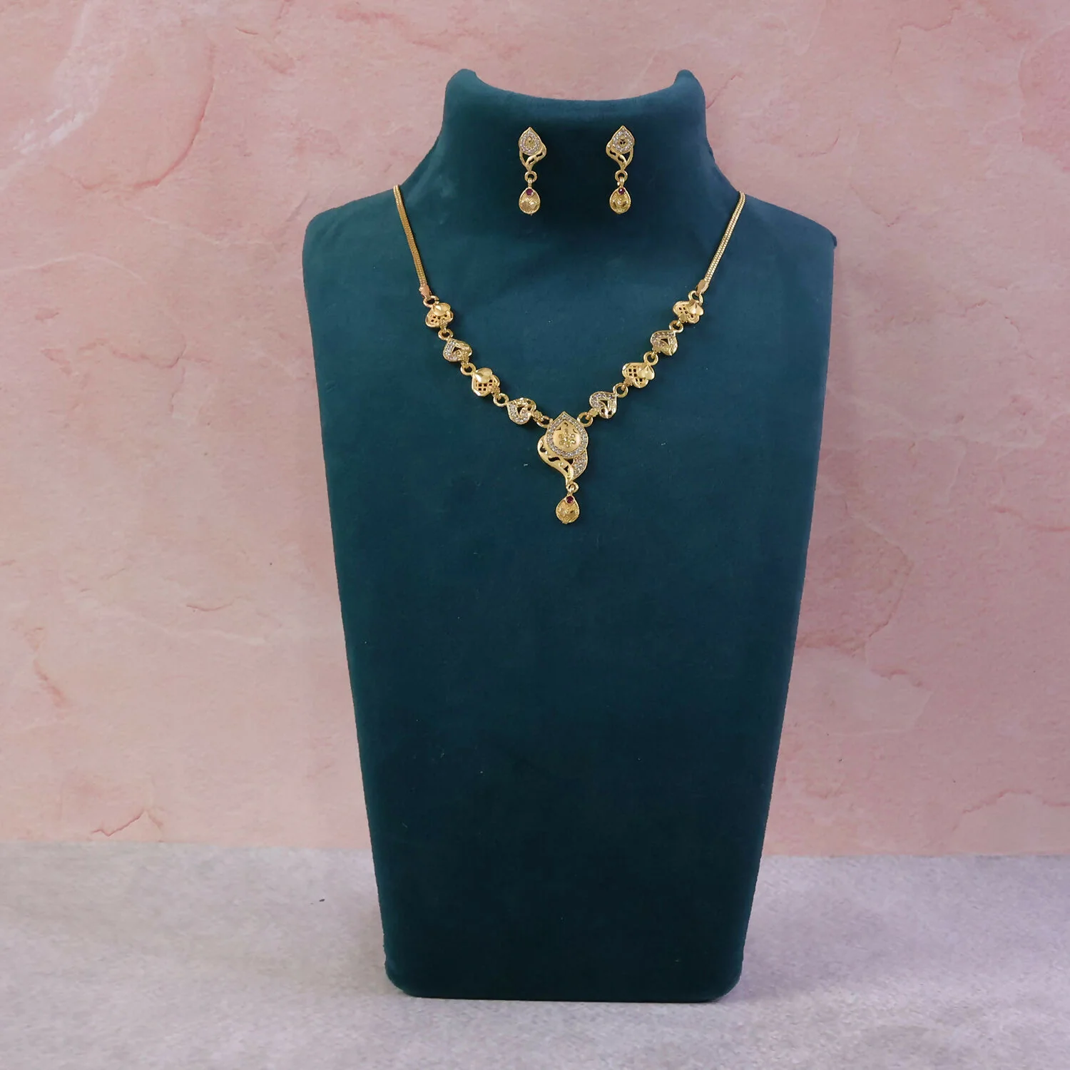 Elegant Gold-Tone Heart Motif Necklace Set with Designer Pendant & Matching Drop Earrings - Image 5