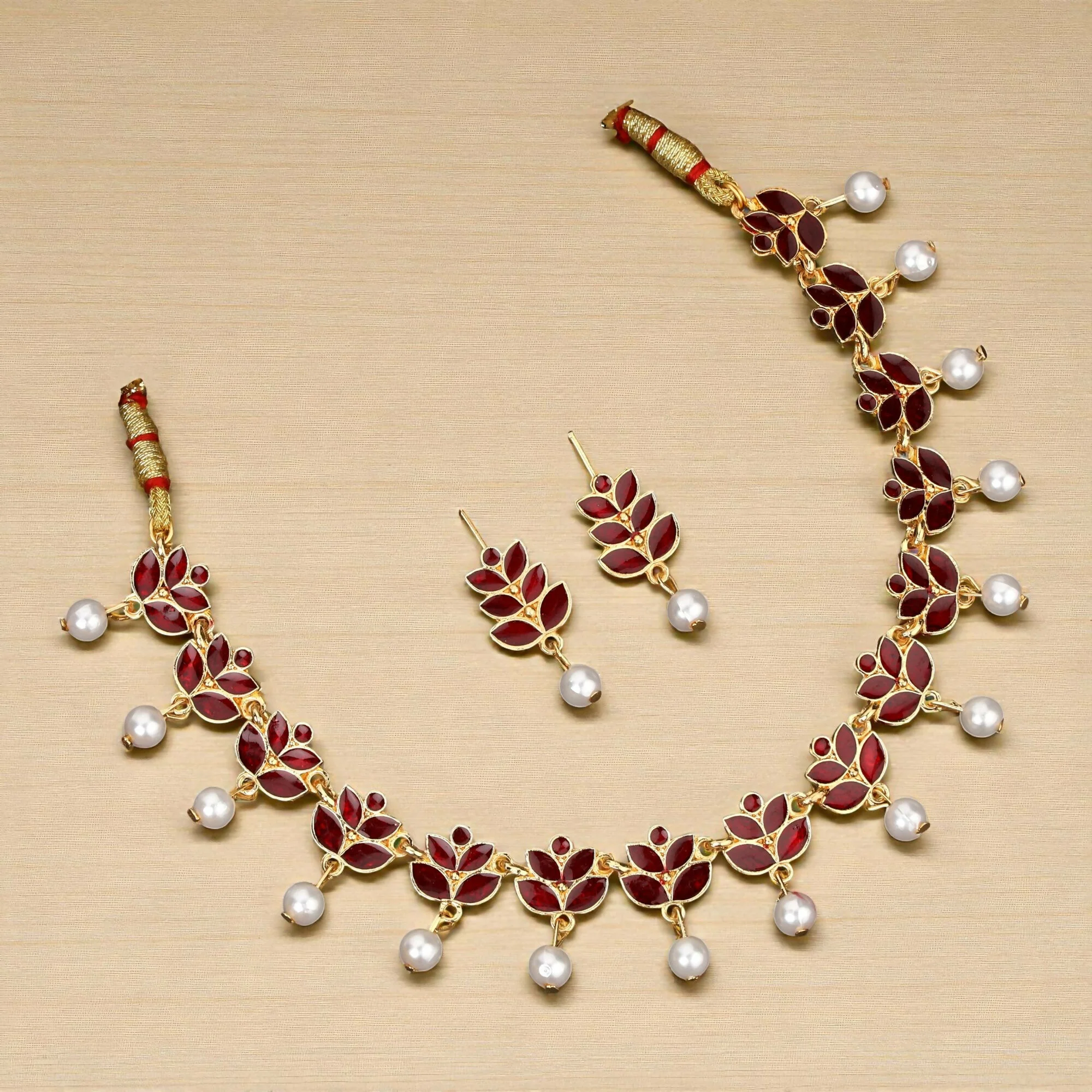 Elegant Gold-Tone Matte Leaf Motif Choker with Faux Pearls - Image 3