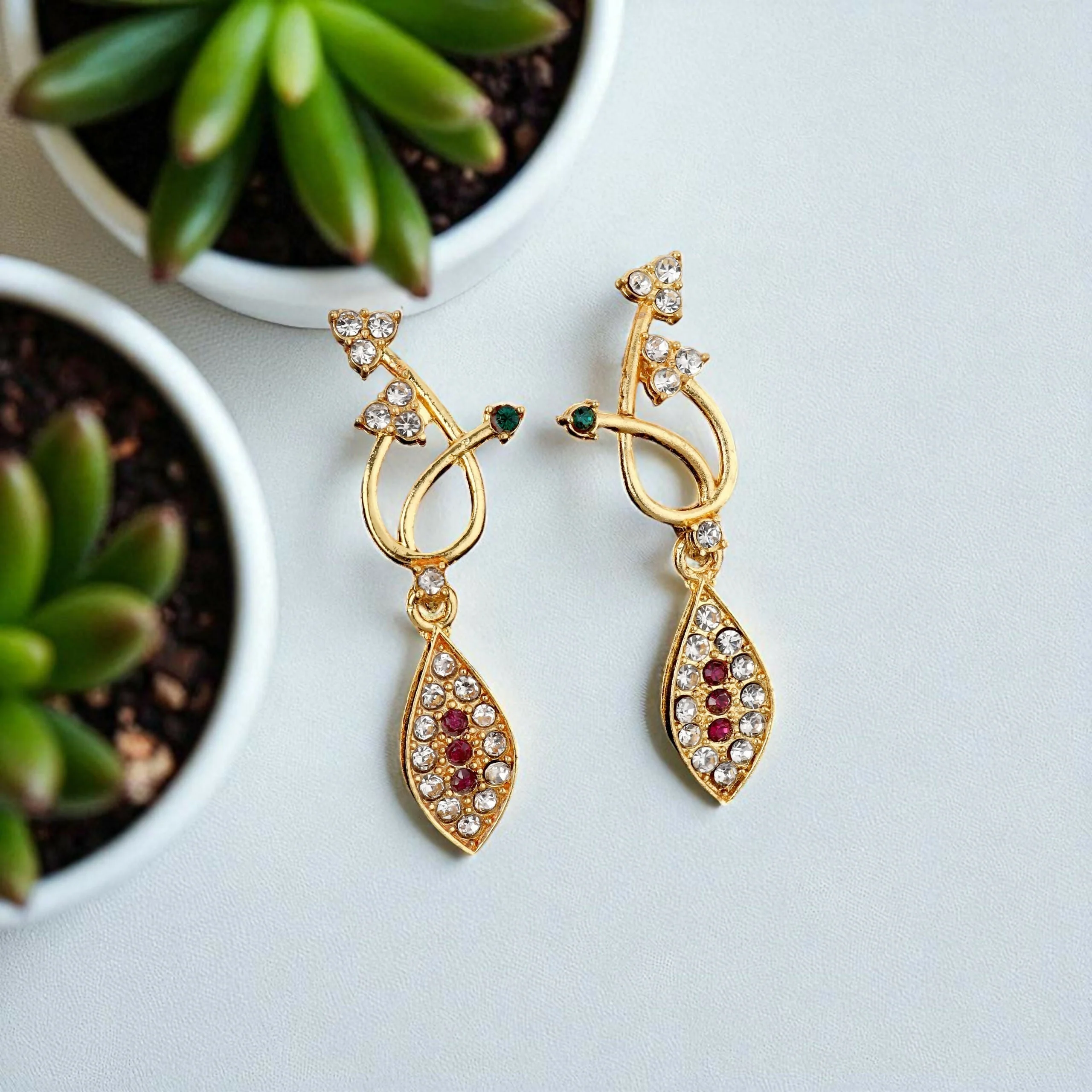 Elegant Gold-Toned Floral & Green-Pink Stone Set - Image 4