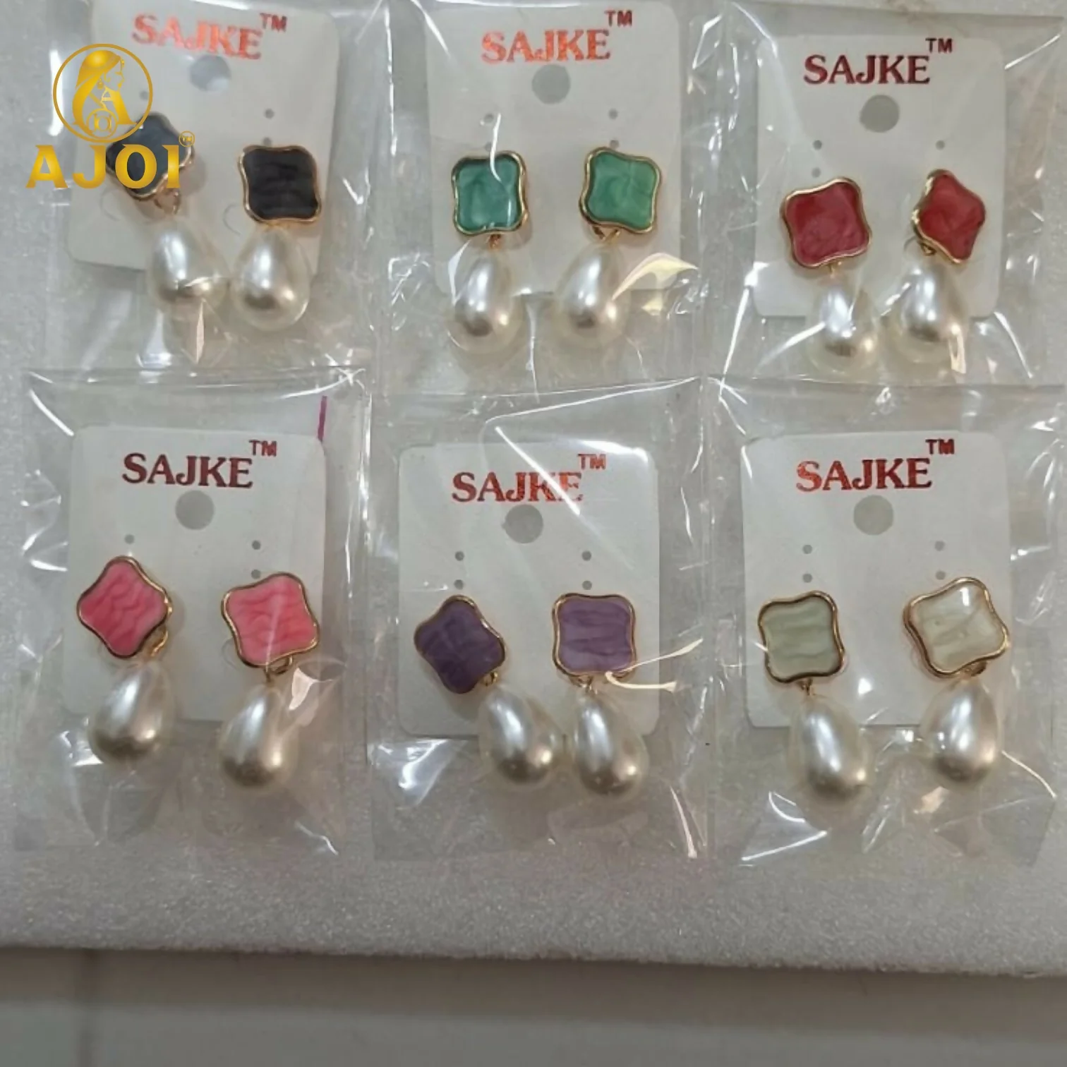 Elegant Handcrafted Pearl Tilak Earrings Set of 6 - Image 5