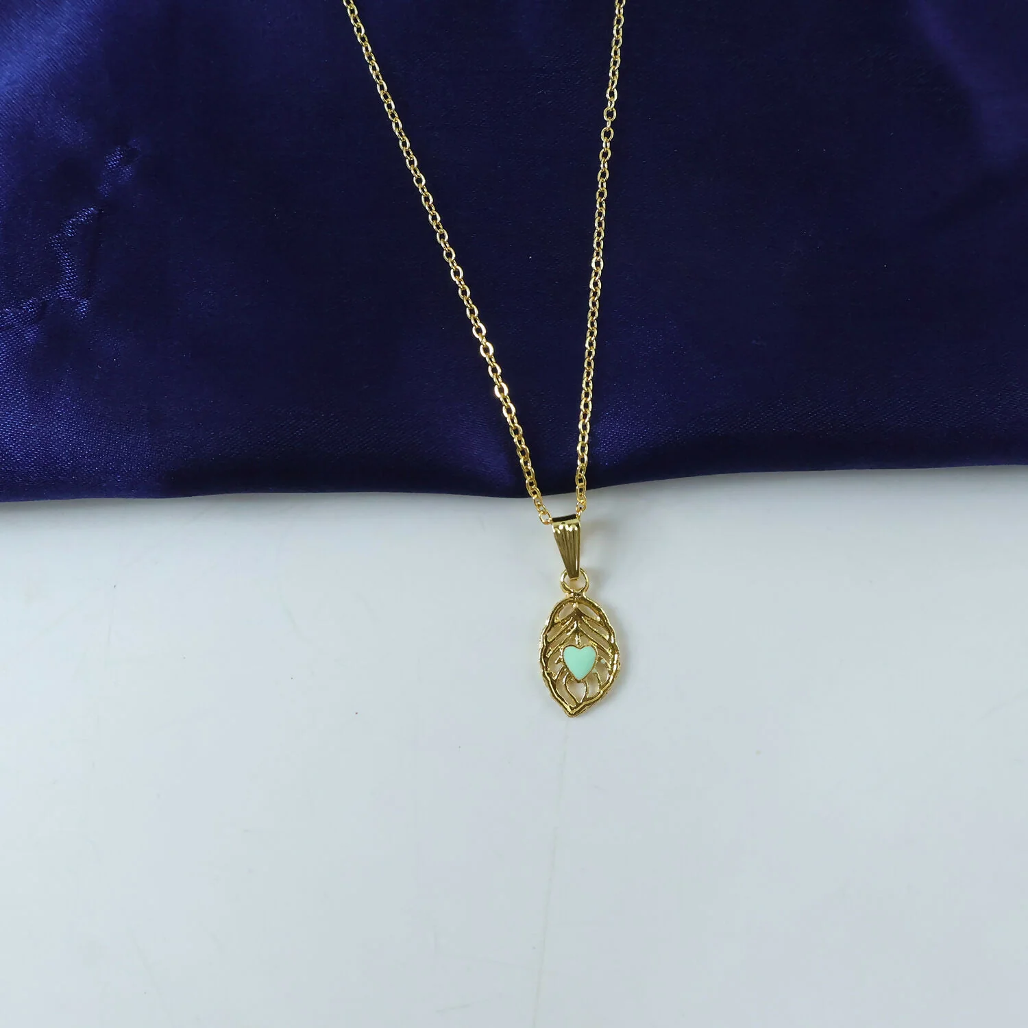Elegant Heart Leaf Gold Pendant Necklaces with Enamel Detail - Image 3