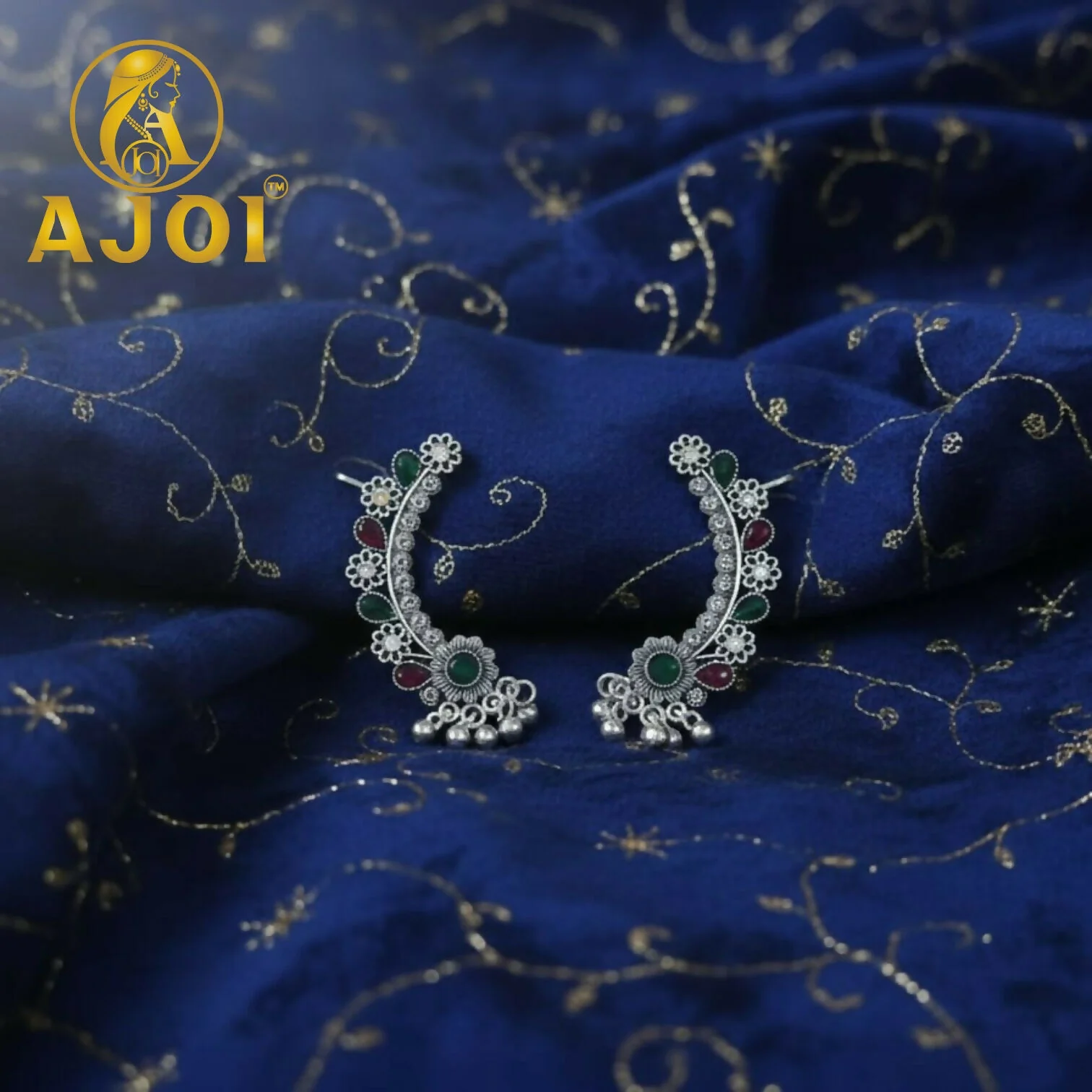 Elegant Heritage Silver Earrings - Image 3