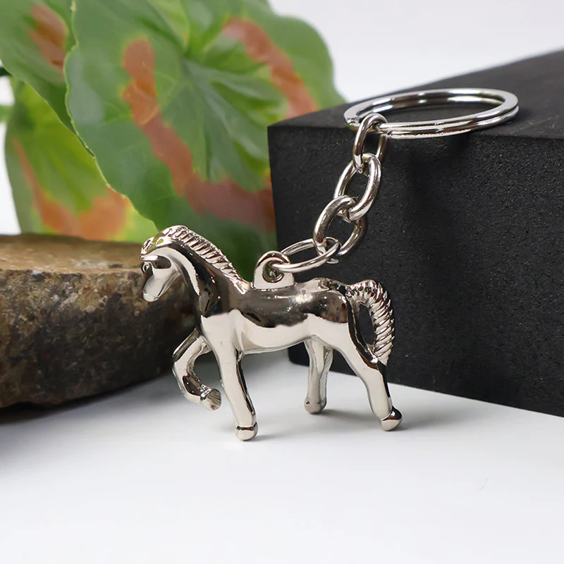 Elegant Horse Shape Stylish Keychain – Premium Shine Animal Design Key Ring - Image 3
