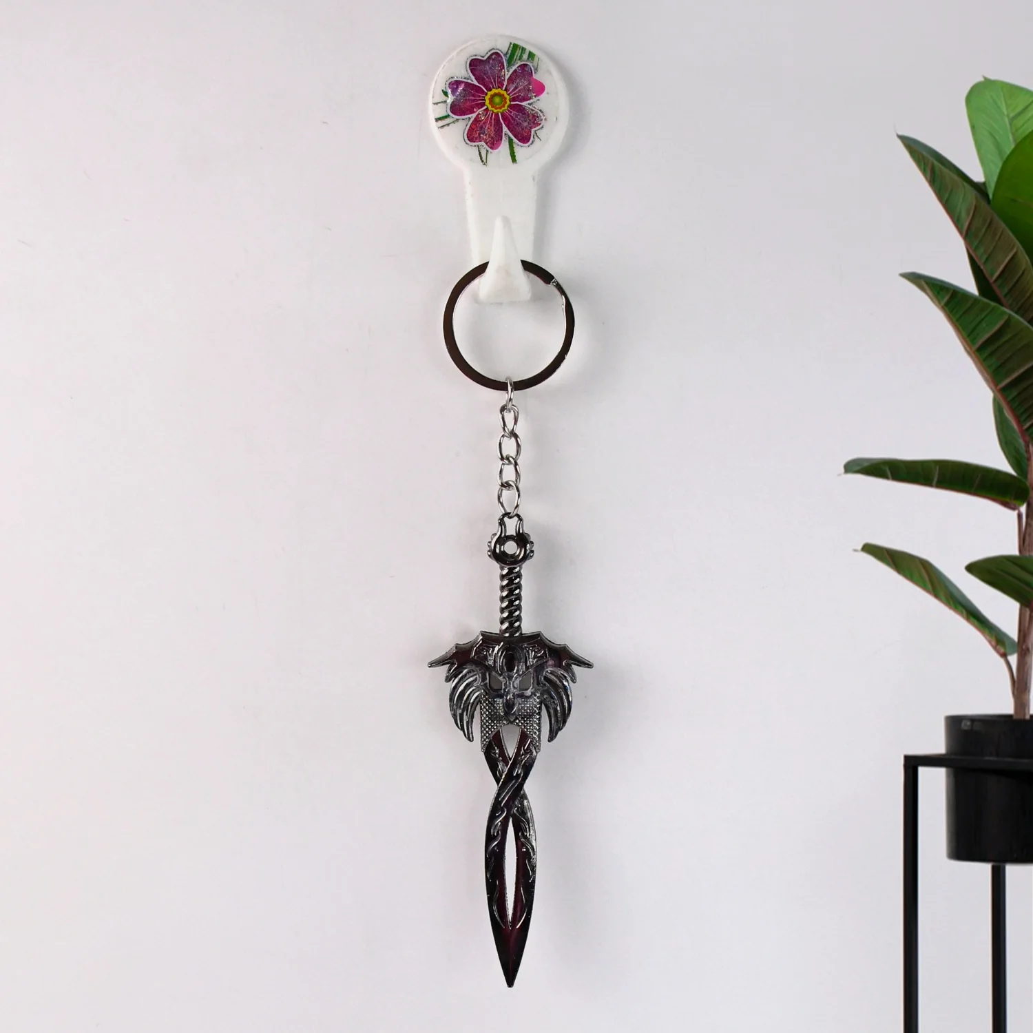 Elegant Metal Keychain – Timeless and Tough - Image 2