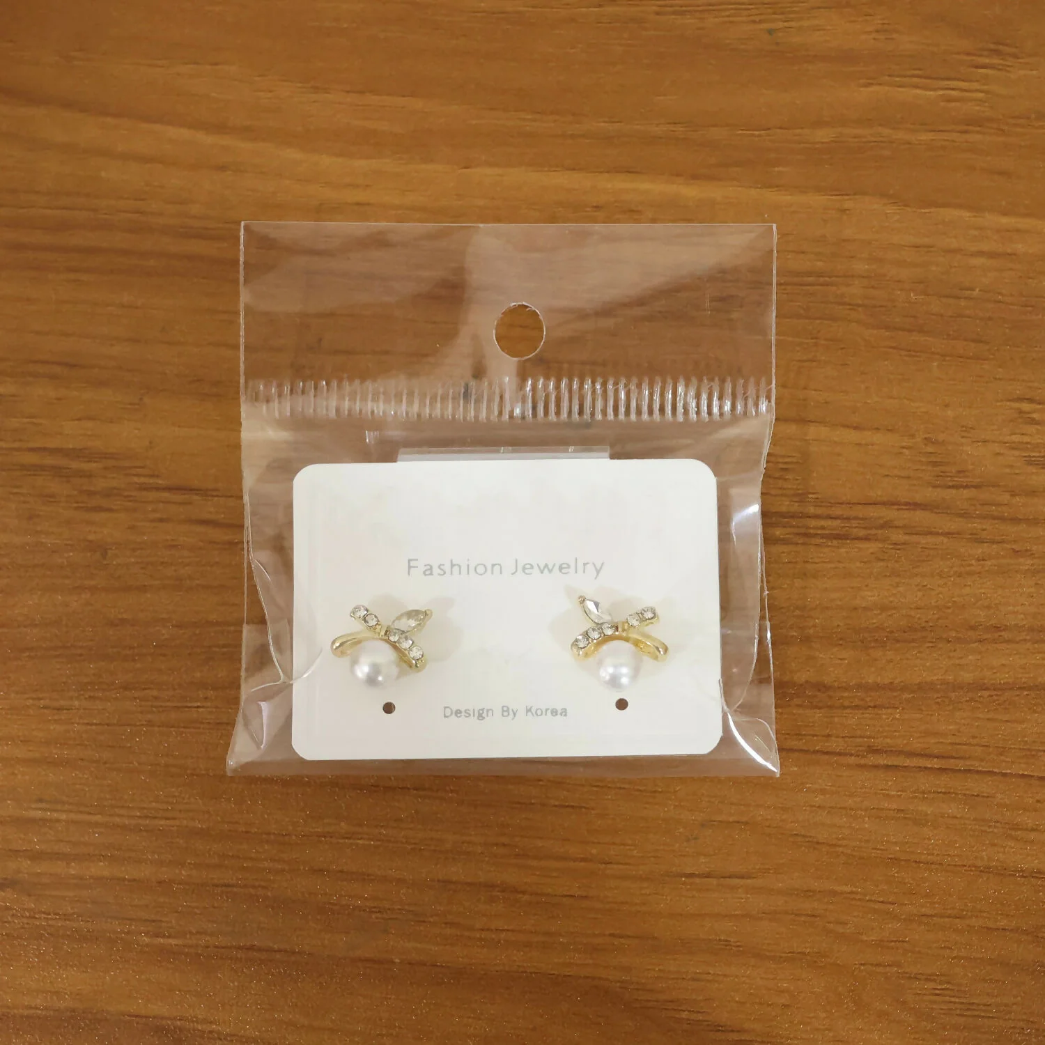 Elegant Pearl Butterfly Design Stud Earrings for Women and Girls - Image 7