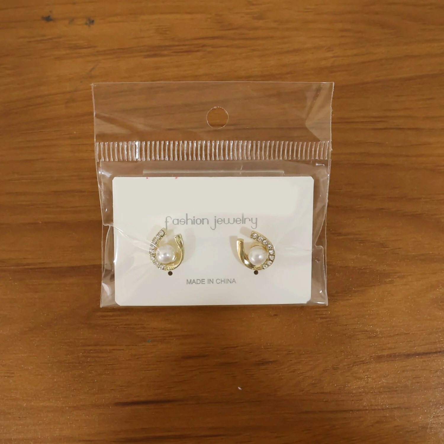 Elegant Pearl & Crystal U-Shape Stud Earrings for Women | Korean Style Fashion Jewelry - Image 6