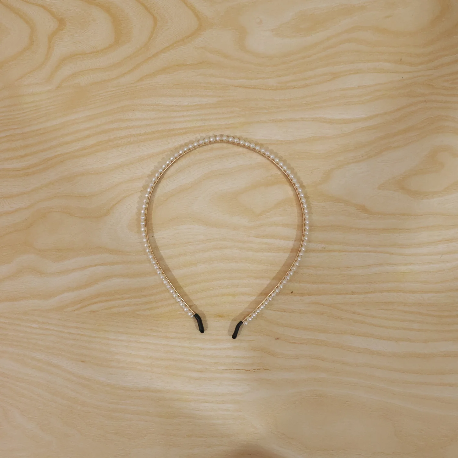 Premium Pearl Embellished Slim Hairband (1 Pc) - Image 8