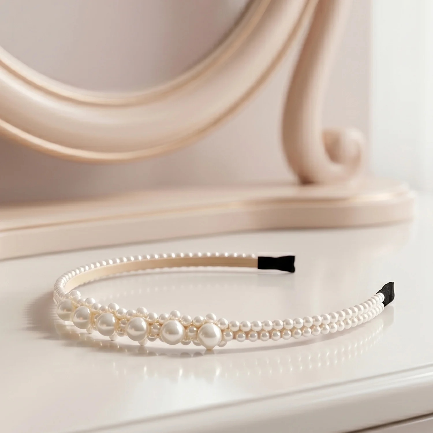 Pearl Beaded Designer Hairband for Women Stylish Headband (1 Pc) - Image 4