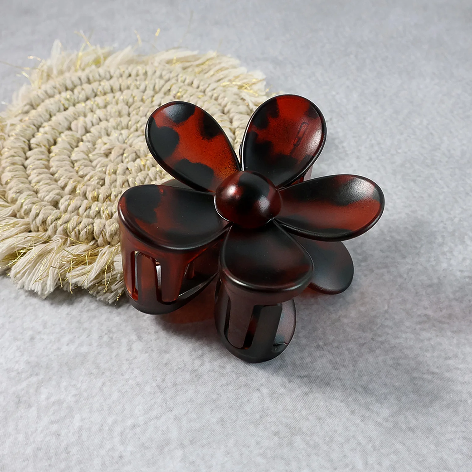 Elegant Plastic Flower Hair Clip (1 Pc / Mix Color) - Image 8