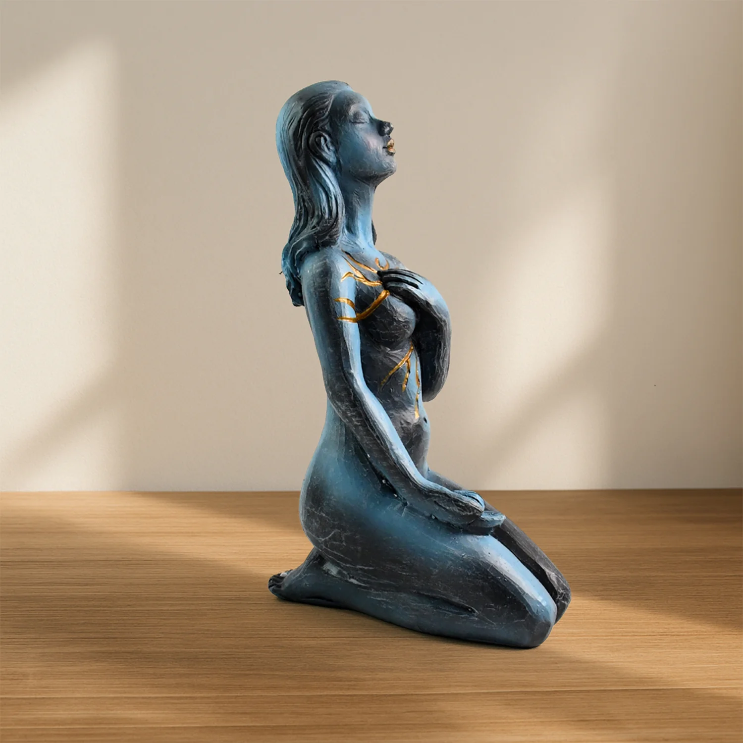 Elegant Resin Kneeling Woman Decorative Statue (1 Pc) - Image 4