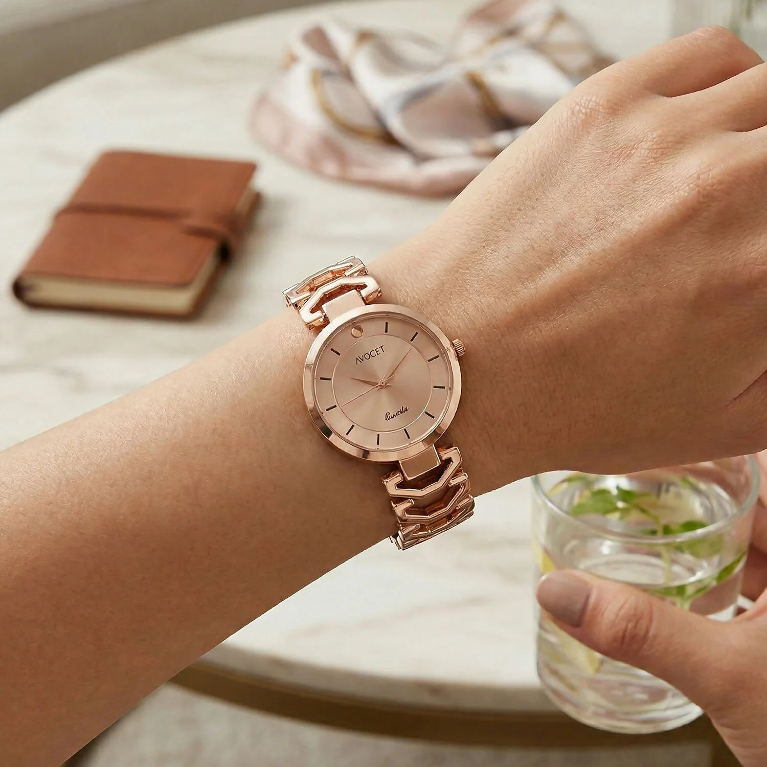 Elegant Rose Gold Analog Wrist Watch with Designer Bracelet Strap for Women - Image 4