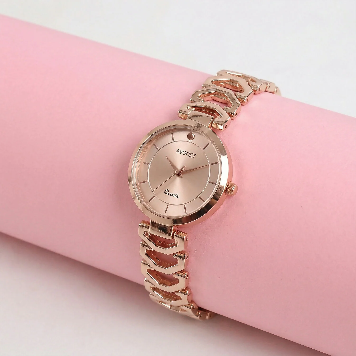 Elegant Rose Gold Analog Wrist Watch with Designer Bracelet Strap for Women - Image 5
