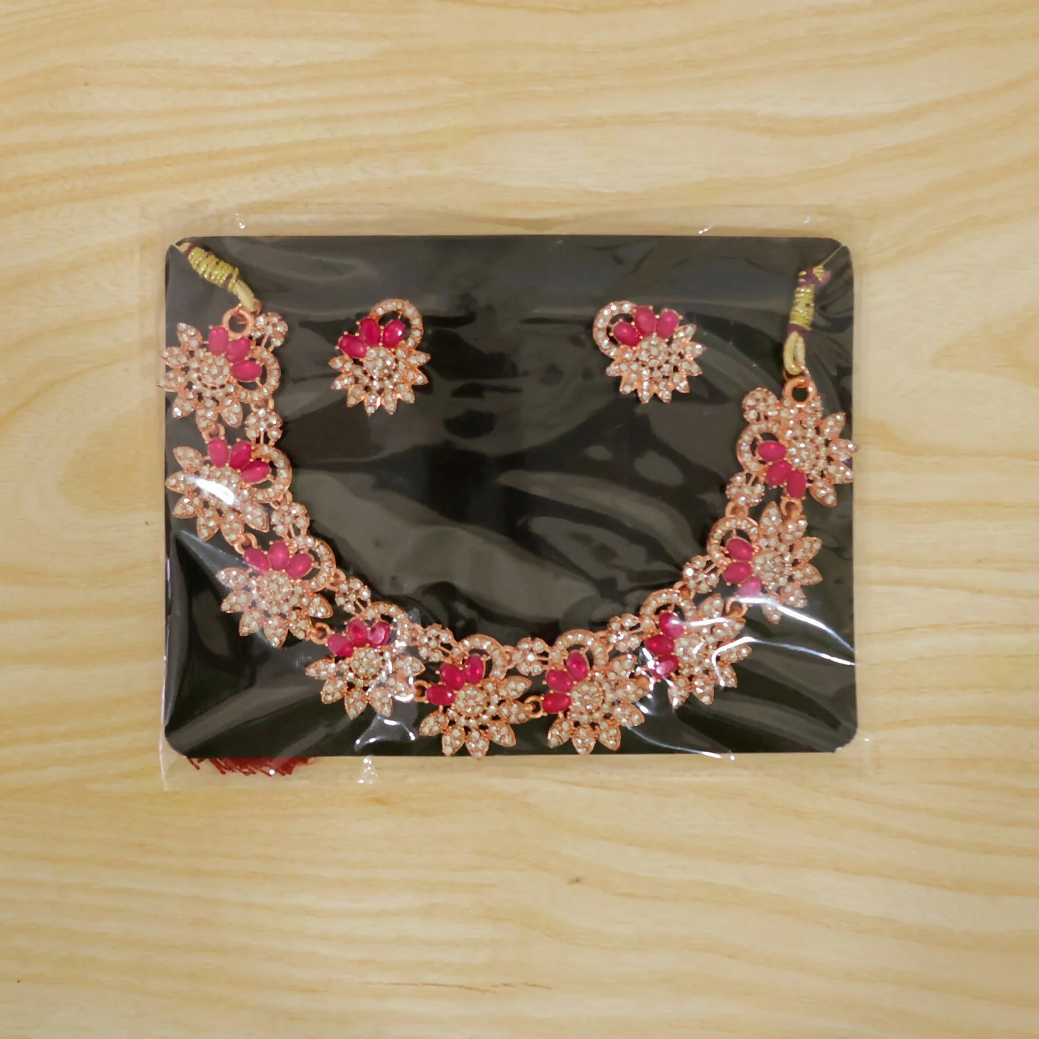 Elegant Rose Gold Necklace & Earrings Set with Red Stones - Image 6