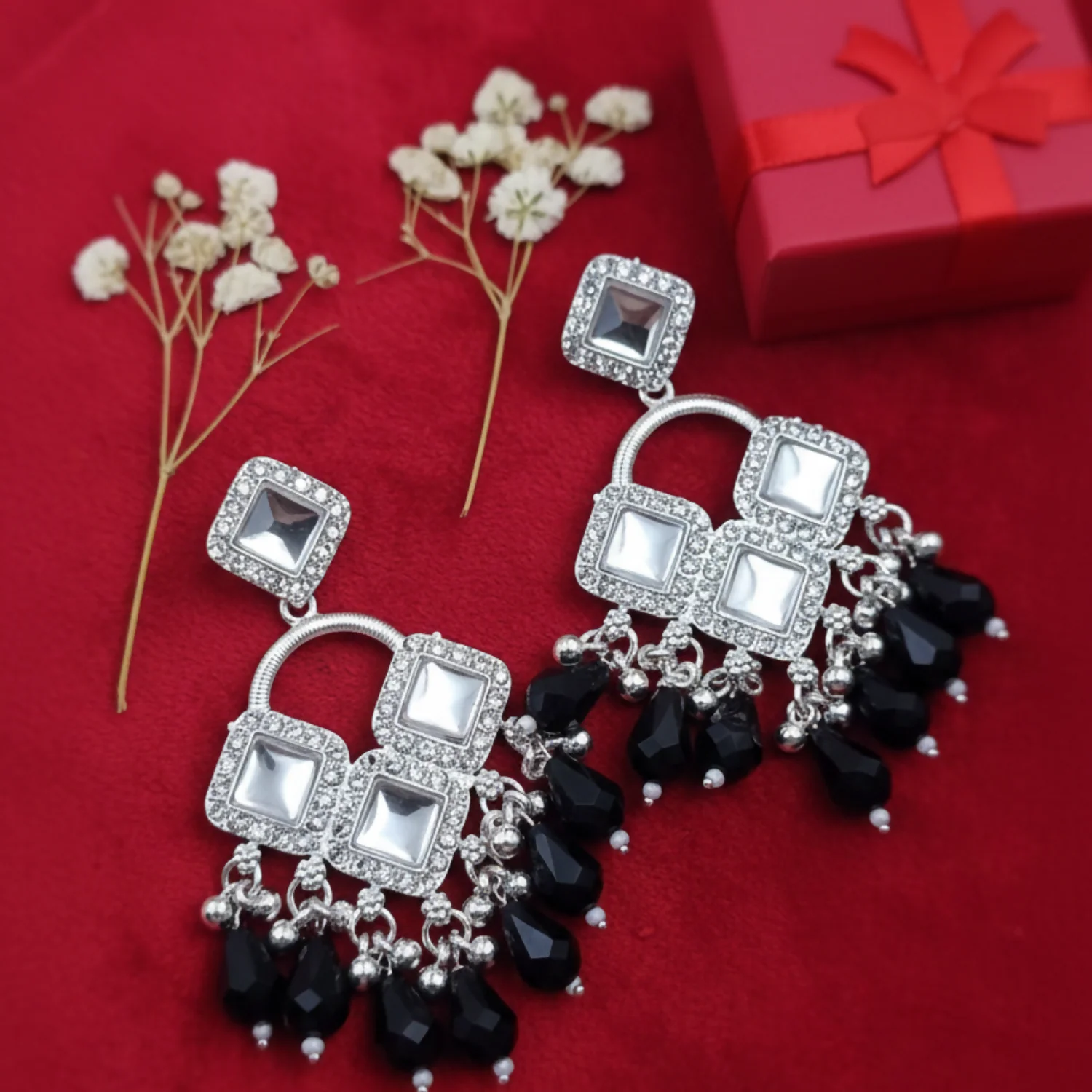 Elegant Silver Plated Chandelier Earrings Featuring Square Crystals and Black Teardrop Beads - Image 3