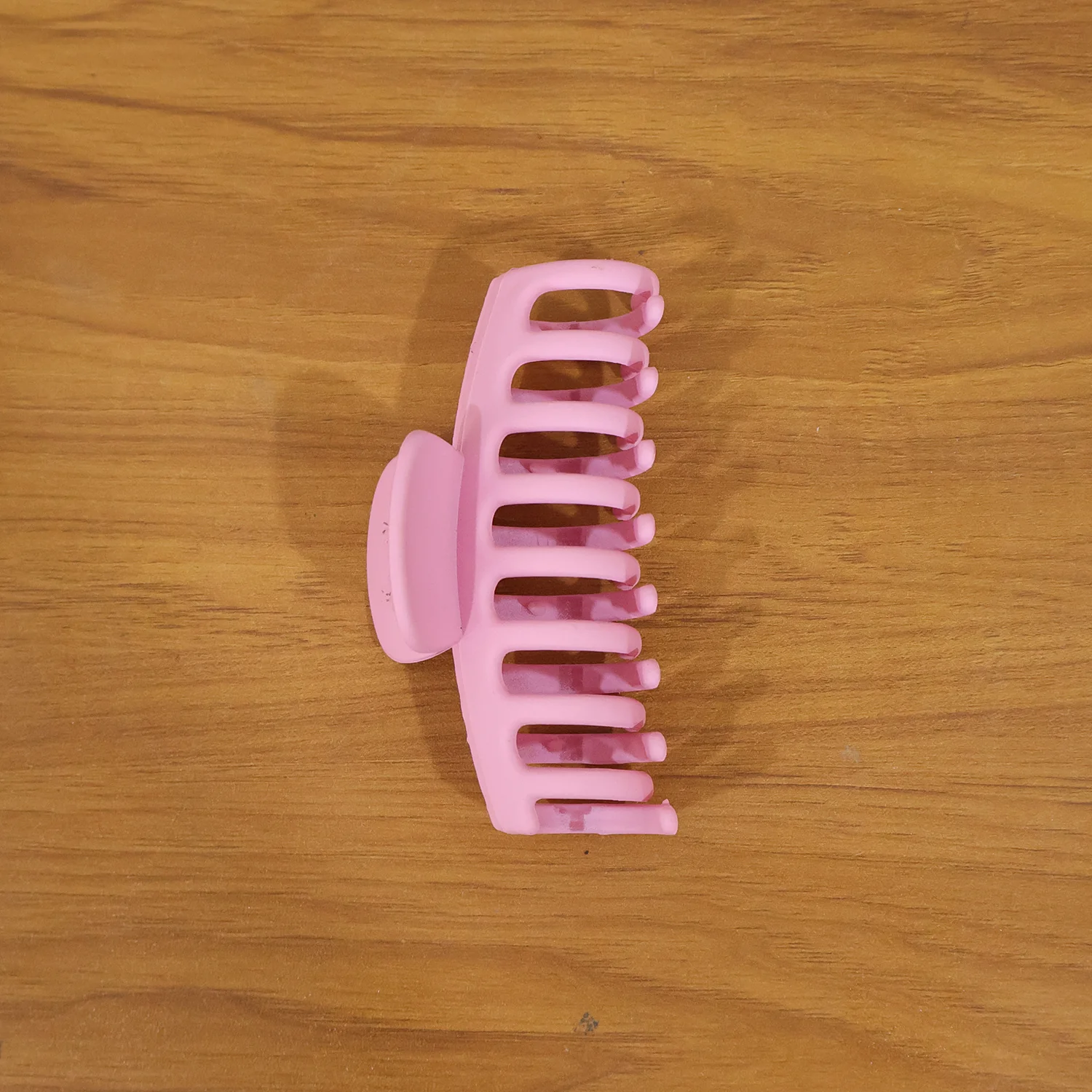 Elegant Strong Grip Hair Claw Clip for Women (1 Pc) - Image 8