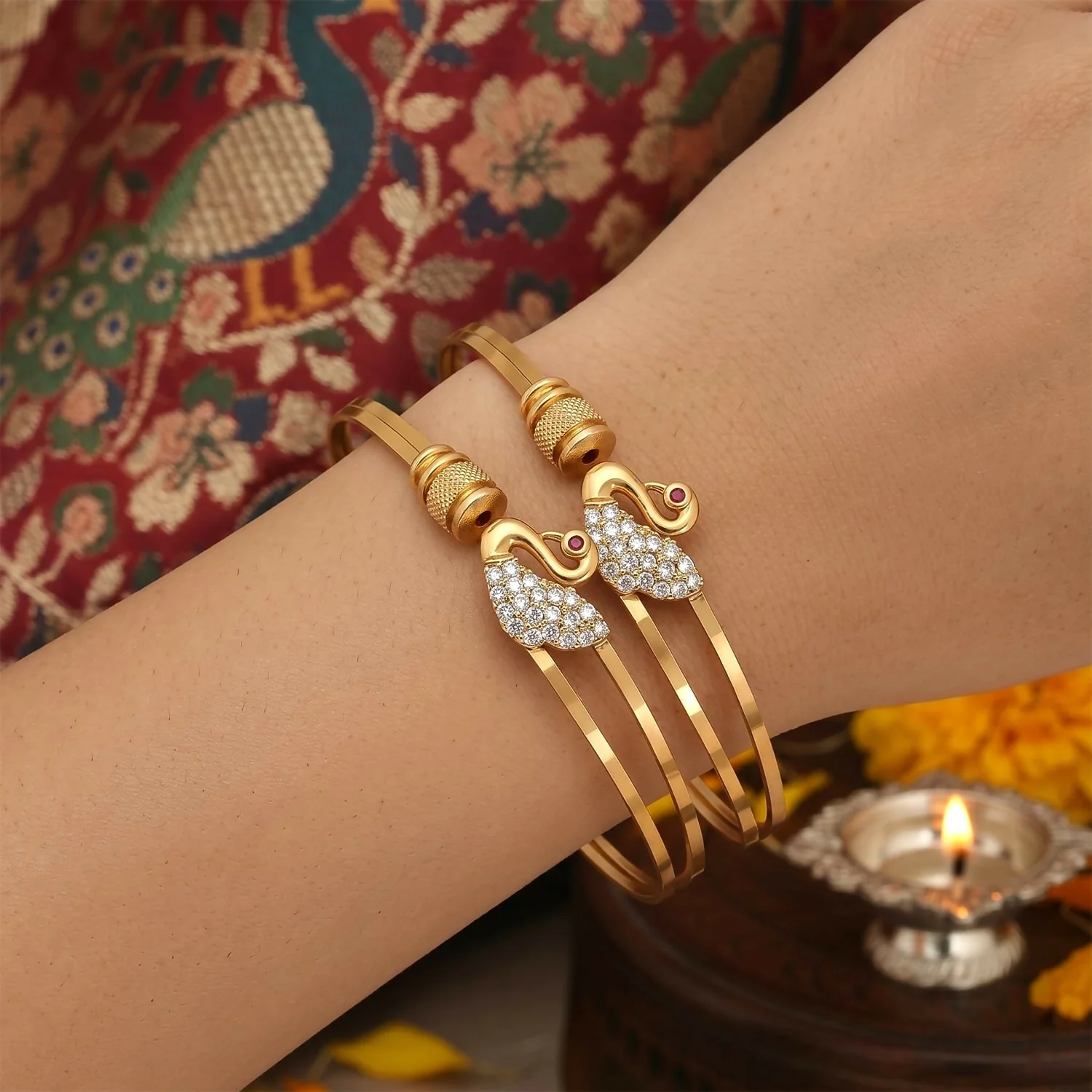 Elegant Swan Crystal Adjustable Gold Finish Bangles for Women - Image 3