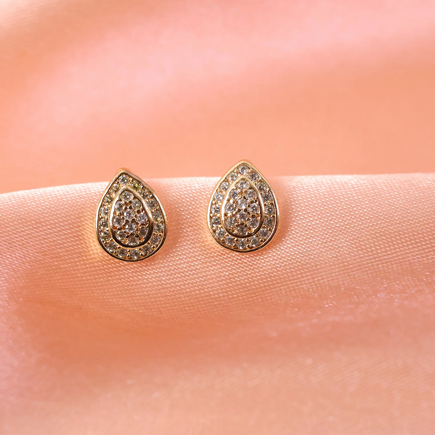Elegant Teardrop Diamond Stud Earrings in Gold Finish - Image 4