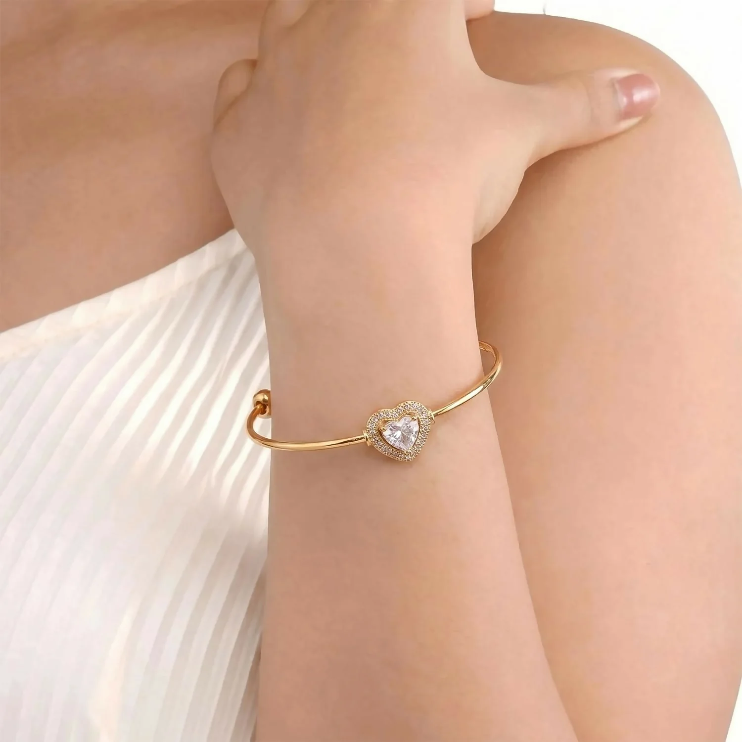 Elegant Twin Heart Crystal Adjustable Bracelet Set for Women - Image 4