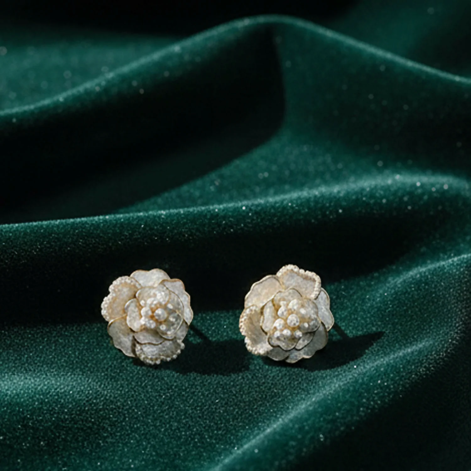 Elegant White Floral Studs with Micro-Pearl Accents – Chic Korean Style Jewelry - Image 3