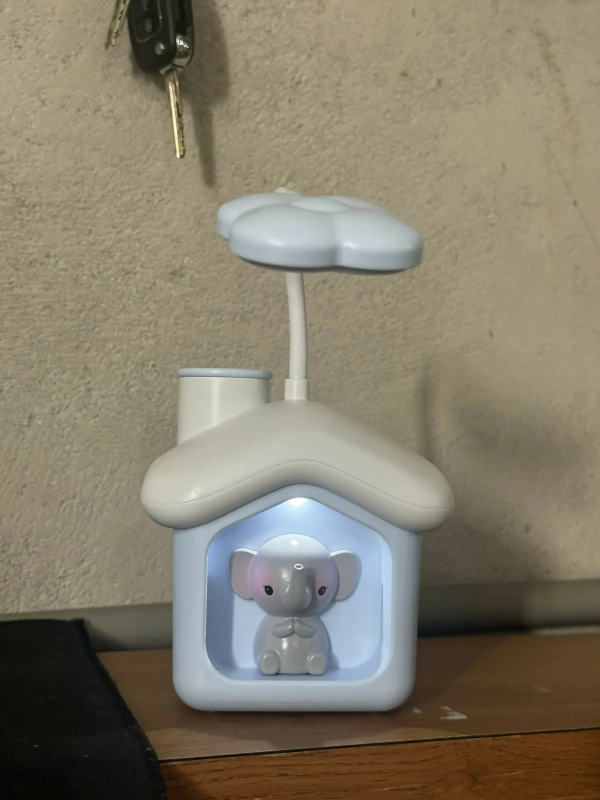 Elephant House LED Desk Lamp with Piggy Bank Coin Saver - Image 6