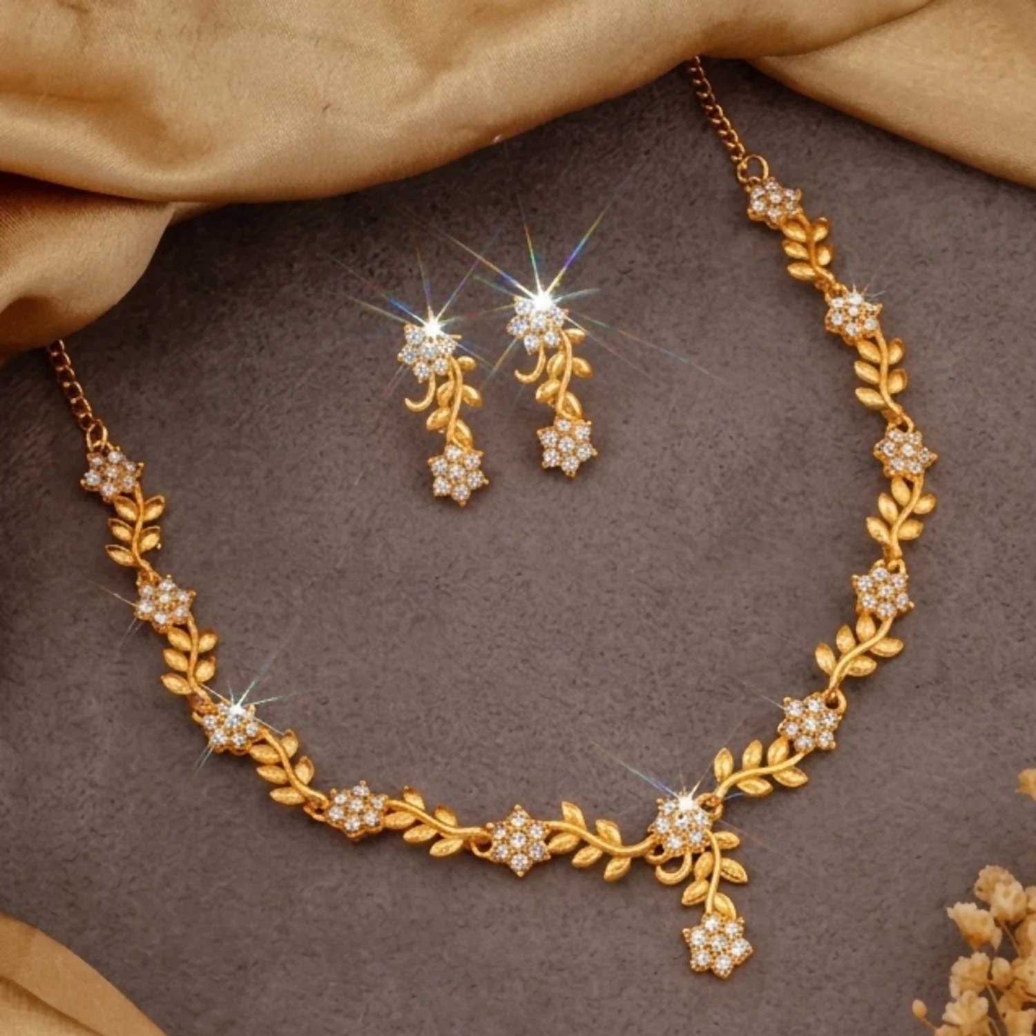 Everlasting Bloom V-Necklace Diamond Necklace - Image 2