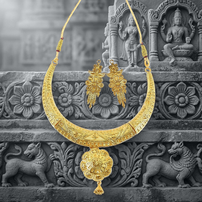 Exclusive Crescent-Style Gold-Plated Necklace Set with Traditional Engraved Detailing - Image 4