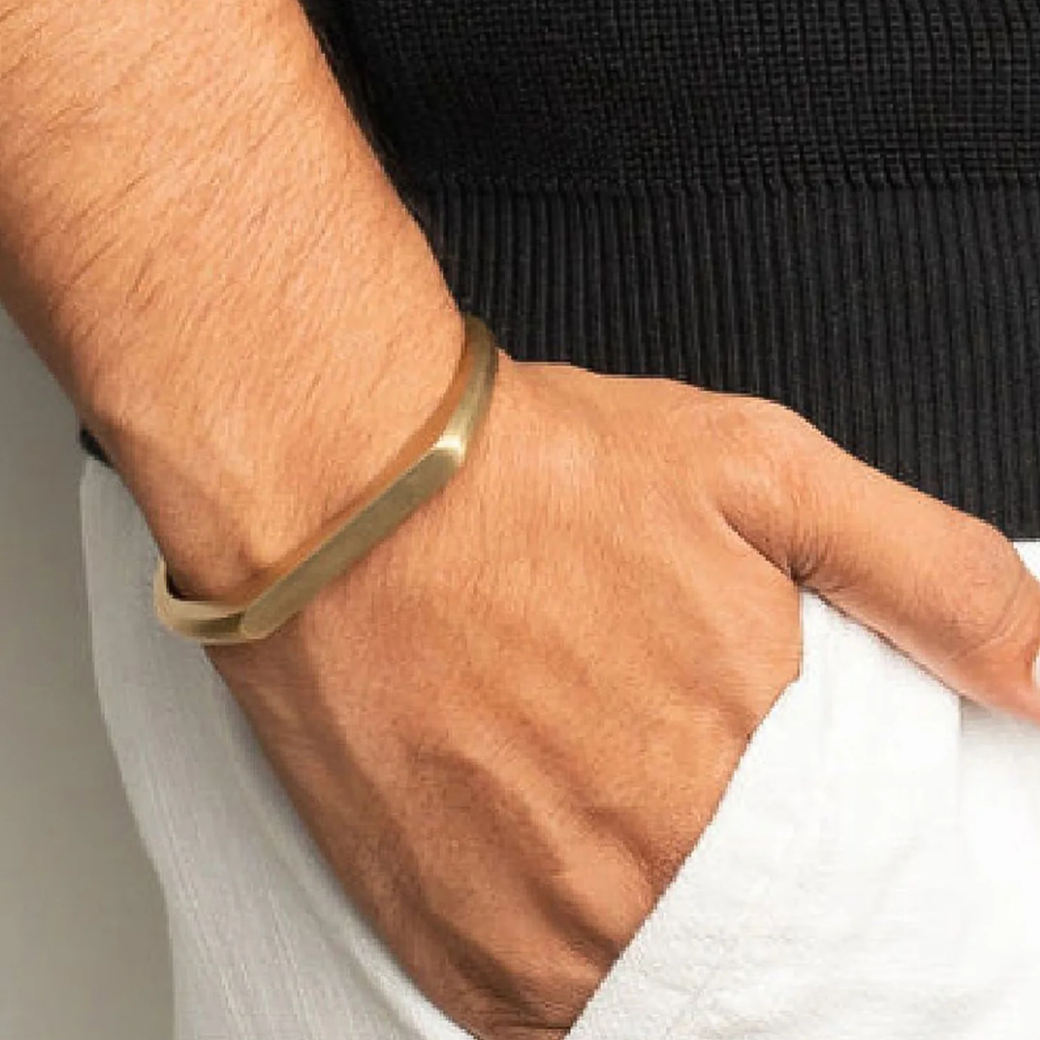 Exclusive Custom Hand Kada – Premium Craftsmanship & Elegant Style - Image 3