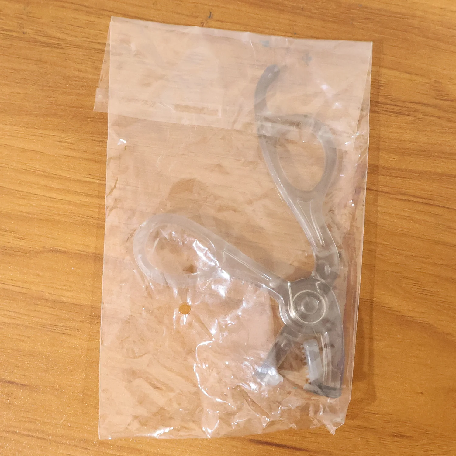 Transparent Eyelash Curler Tool (1 Pc) - Image 8
