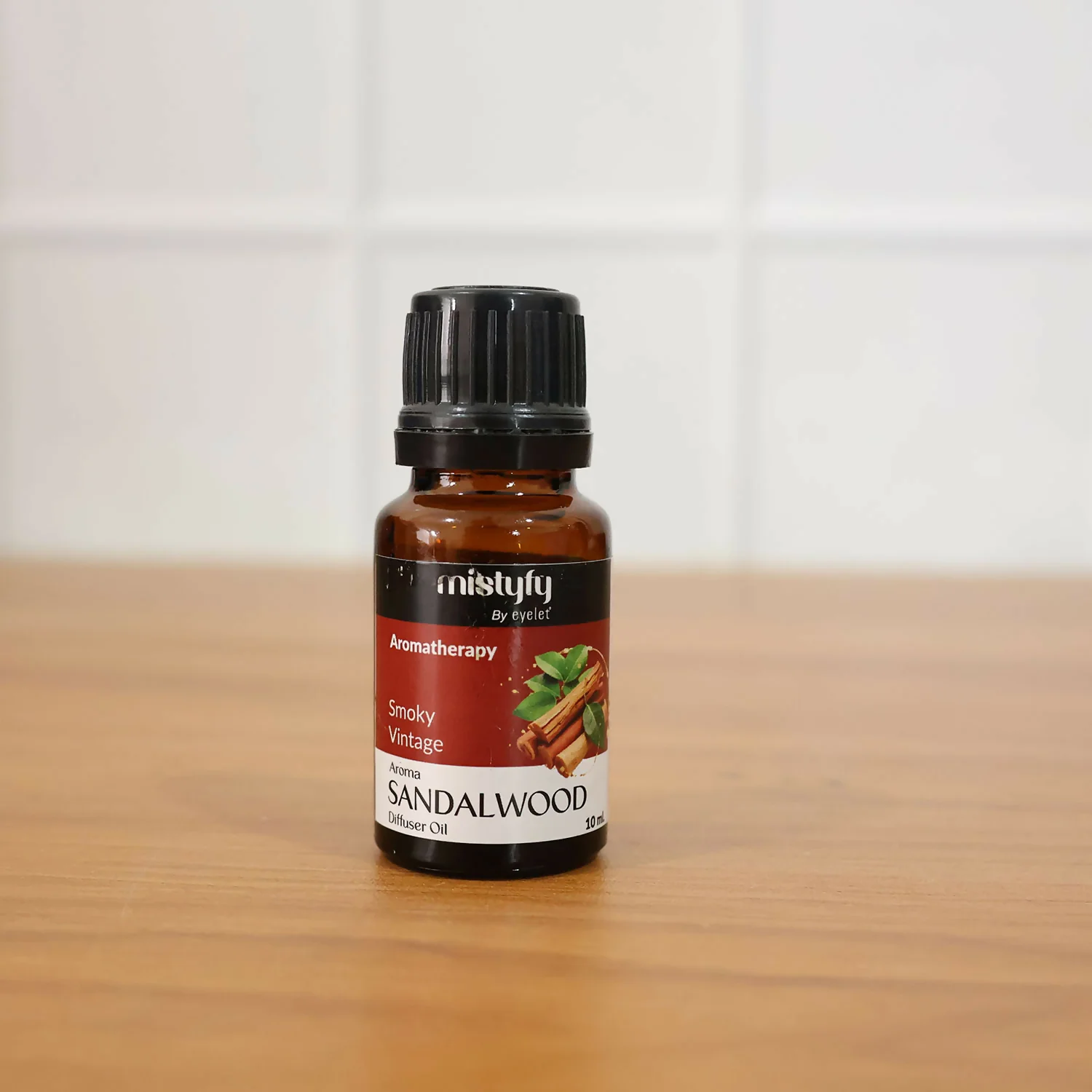 Eyelet Aromatherapy Sandalwood Diffuser Oil Smoky Vintage Aroma Oil (10ML) - Image 7