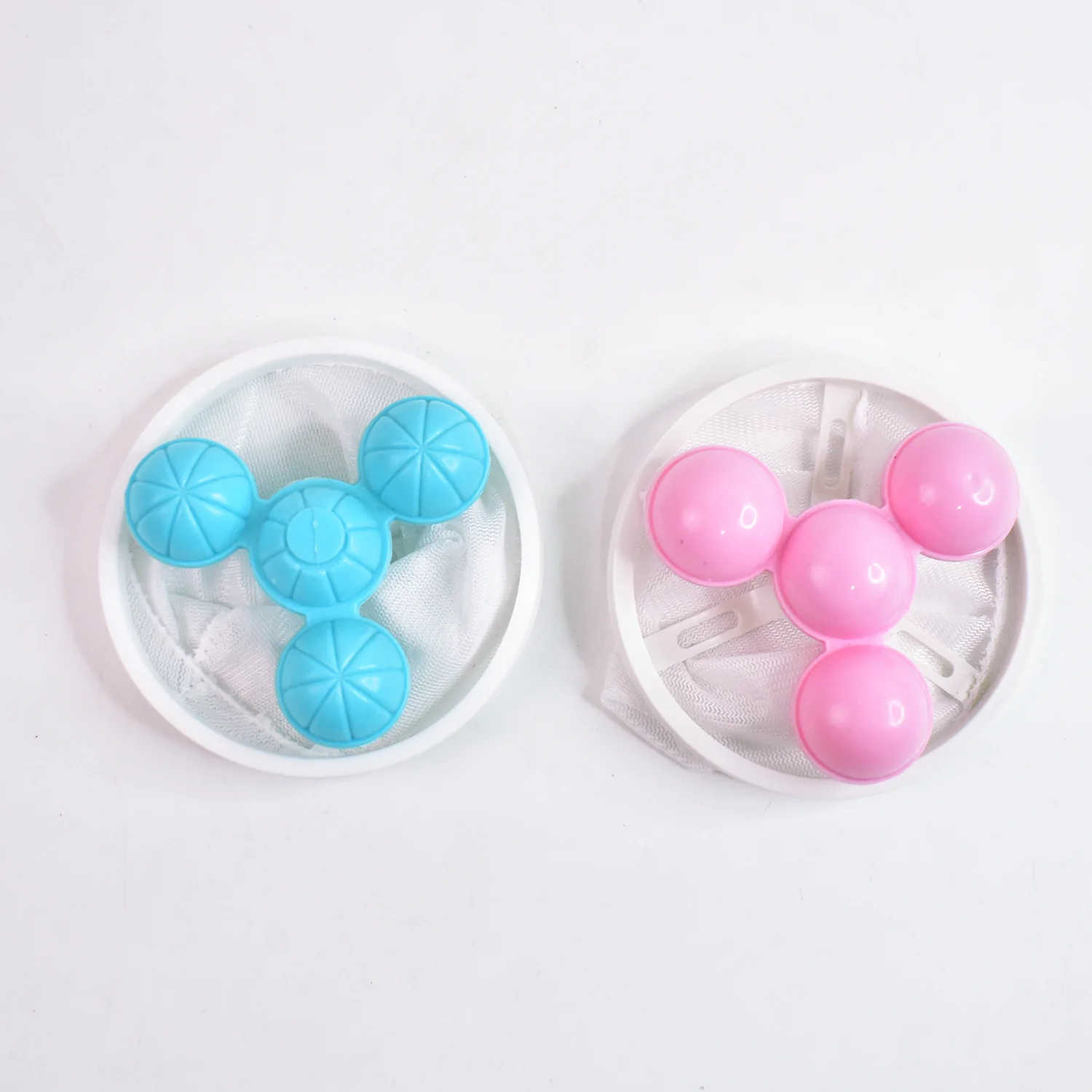 Floating Laundry Ball Lint Catcher Reusable Hair & Fur Filter (1 Pc) - Image 5