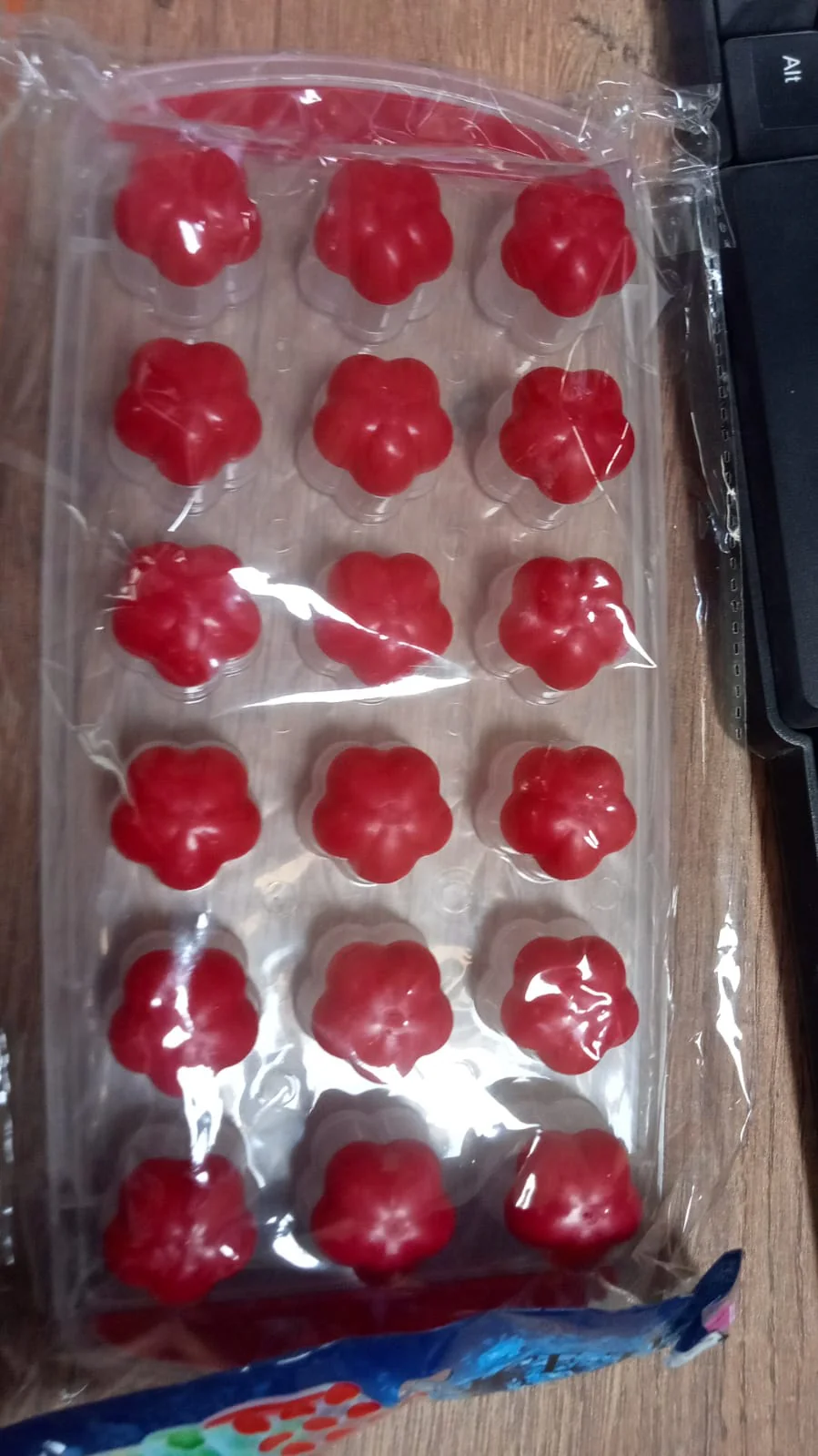 Ice Mould Flower Shape 18 Cavity Mould ice Tray - Image 9