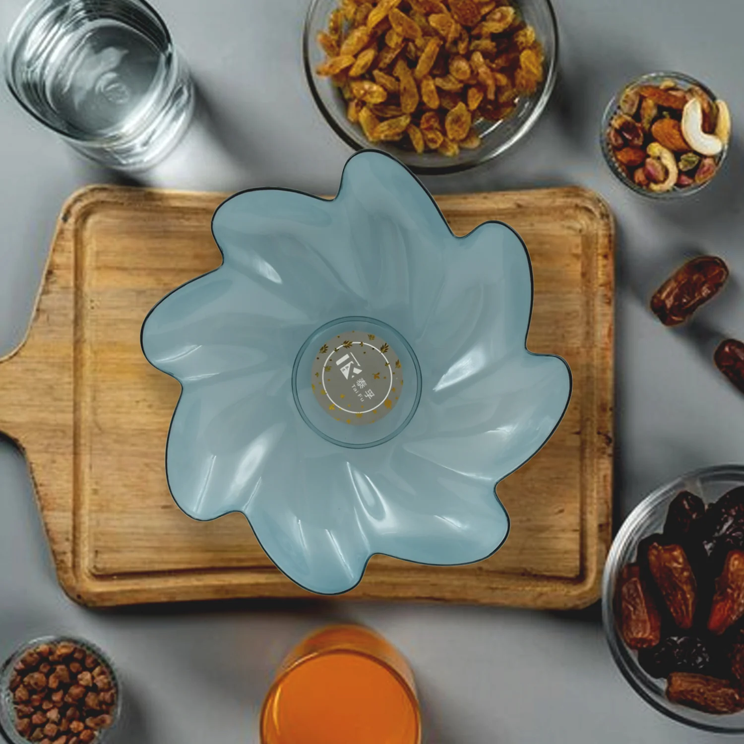Flower Shape Kids Plastic Plate - for Dinner, Snacks & Party Supplies (1pc) - Image 4